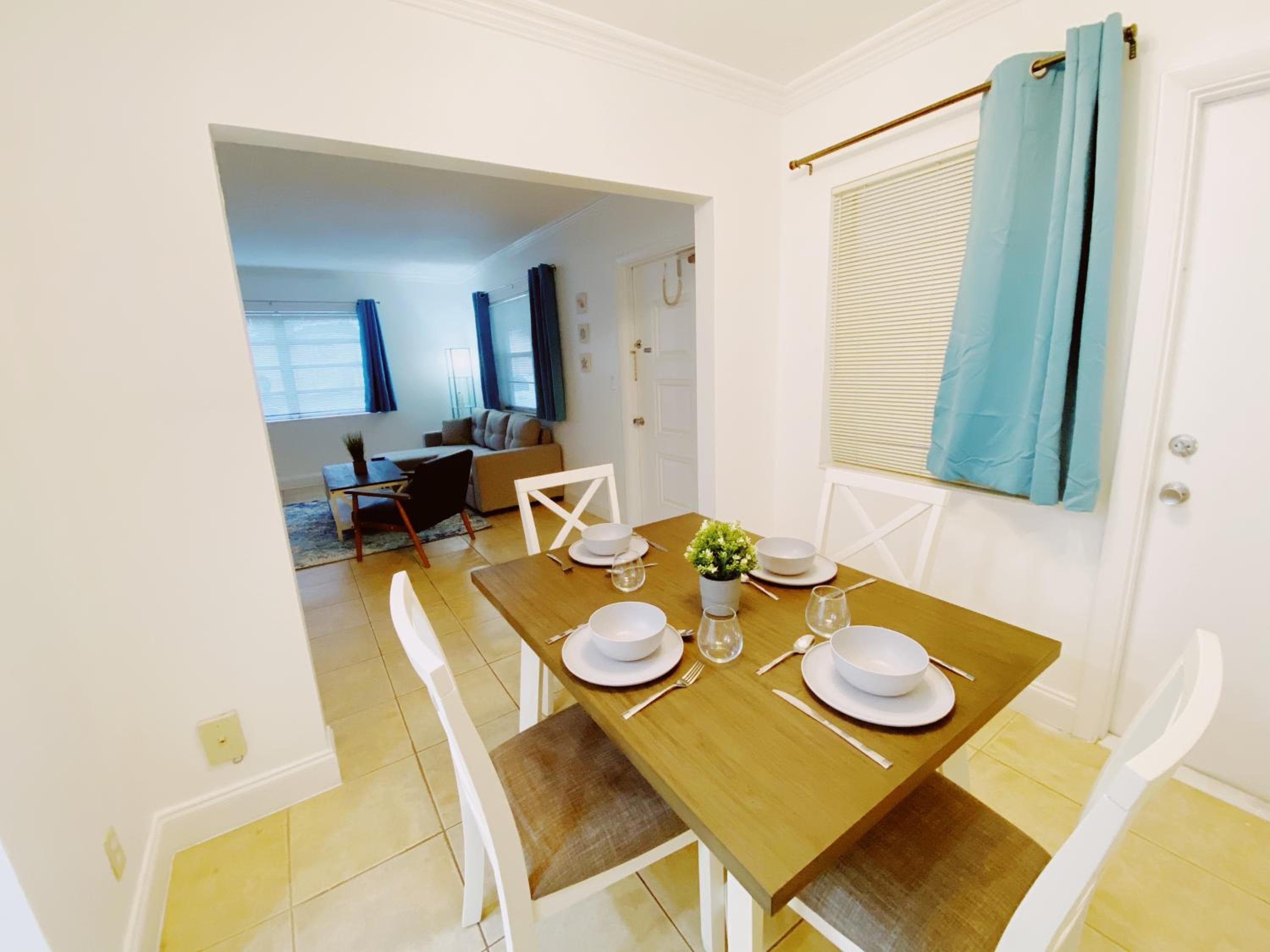 Bayview Regency Apartments By Lowkl — 6