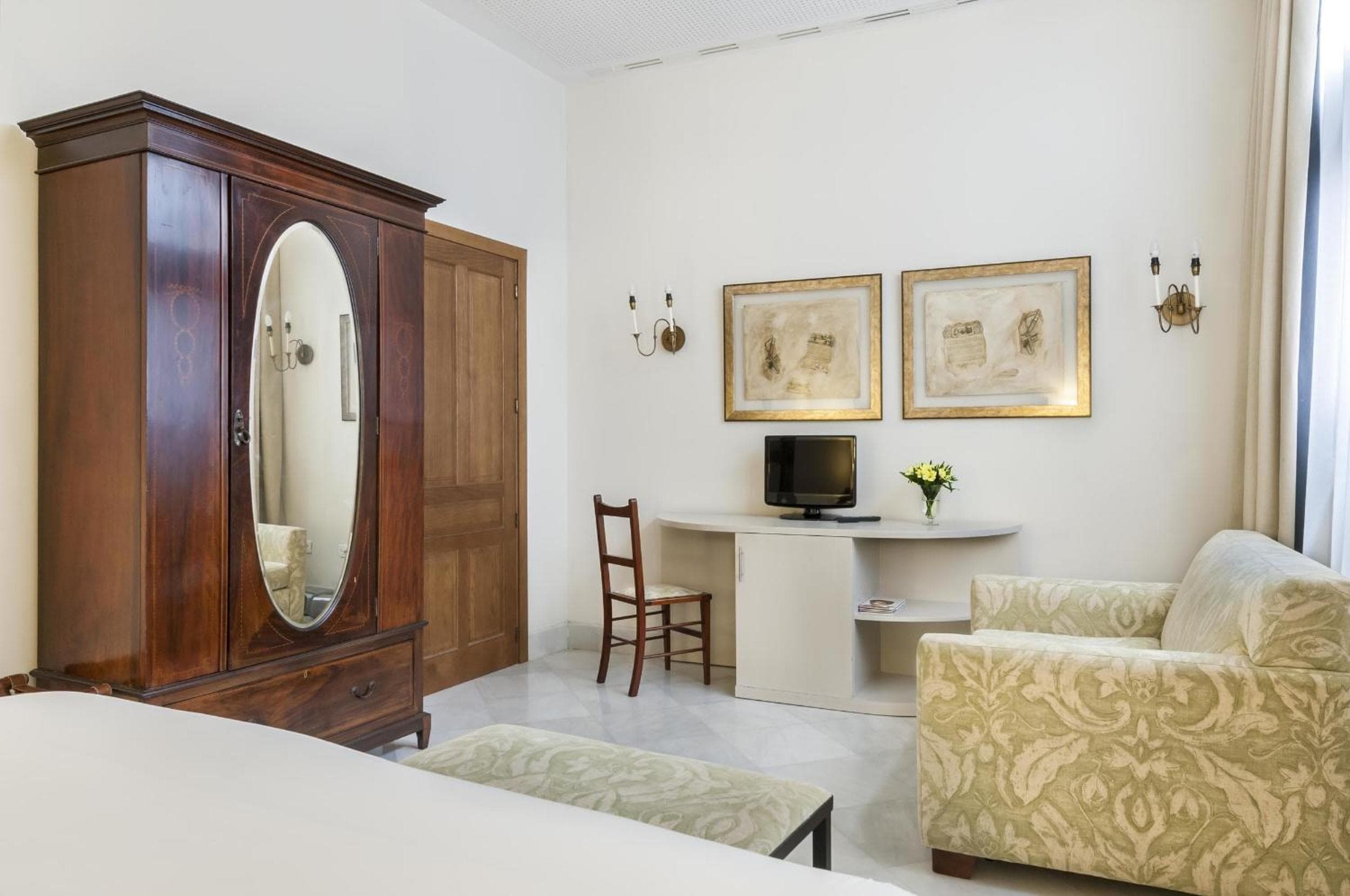Hotel Amadeus Sevilla — 12