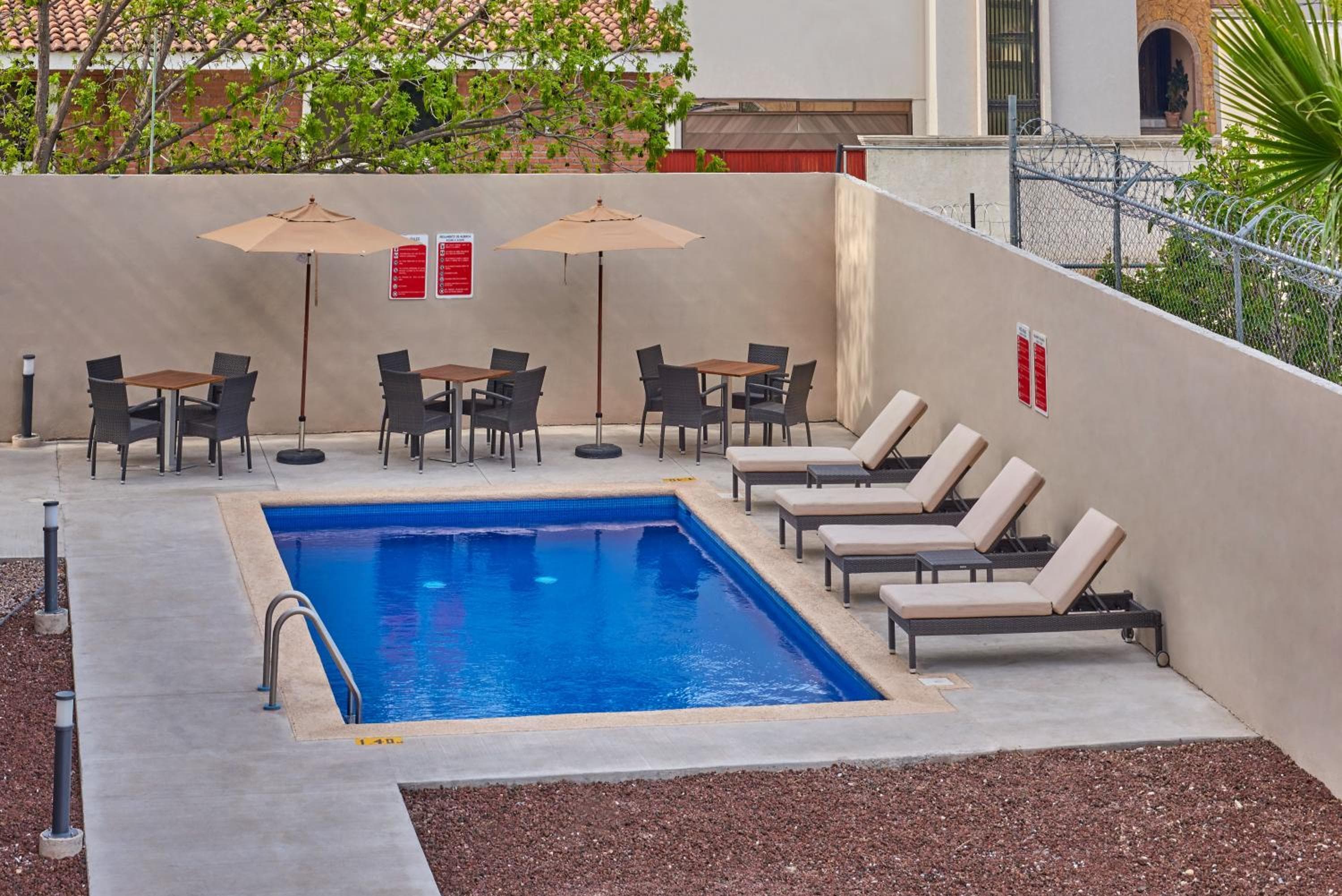 Extended Suites Cancun Cumbres — 17