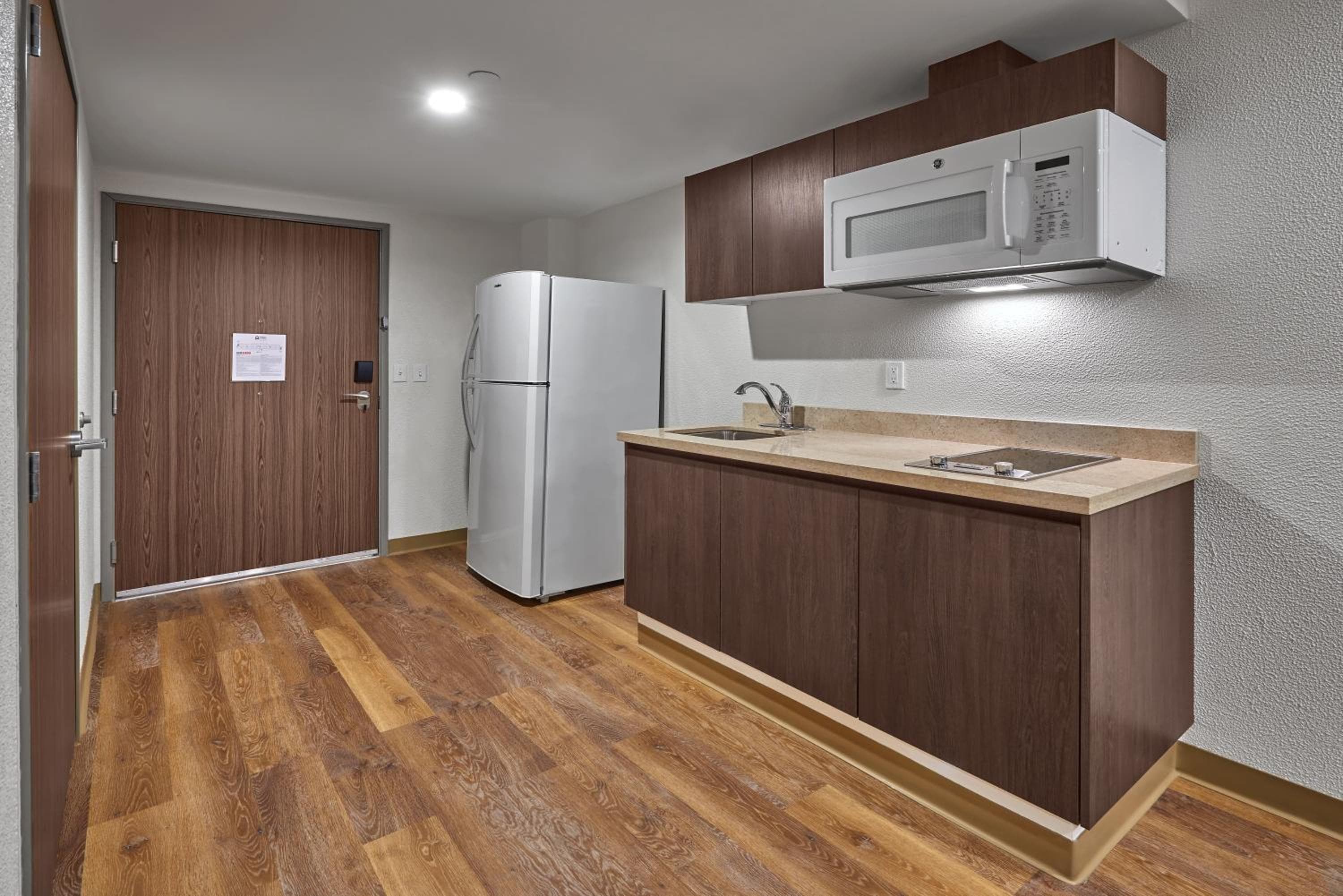 Extended Suites Cancun Cumbres — 3
