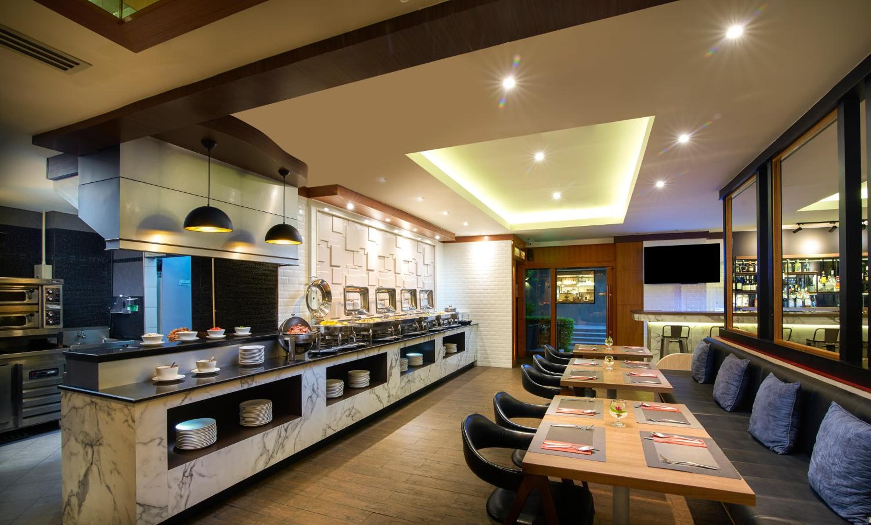 Shama Lakeview Asoke Bangkok — 13