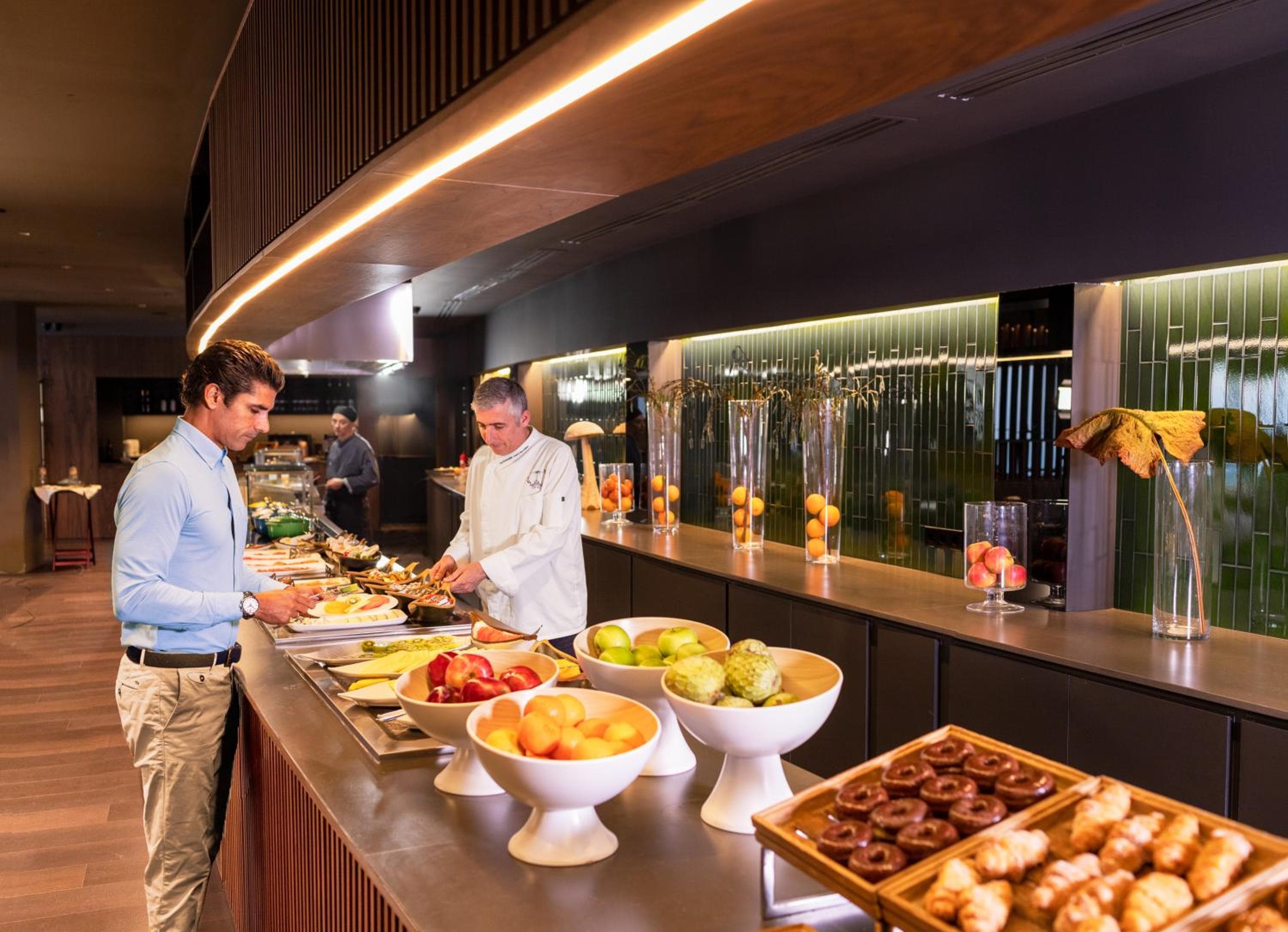 BAH Barcelona Airport Hotel — 26
