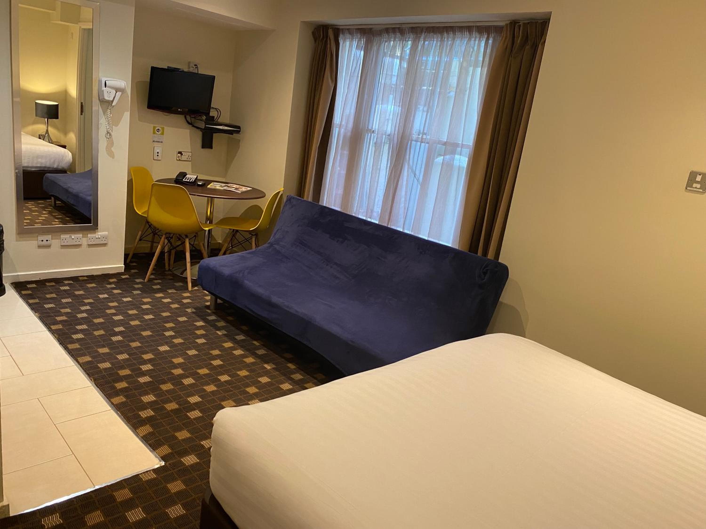 Appartamenti con servizi Grand Plaza — 4