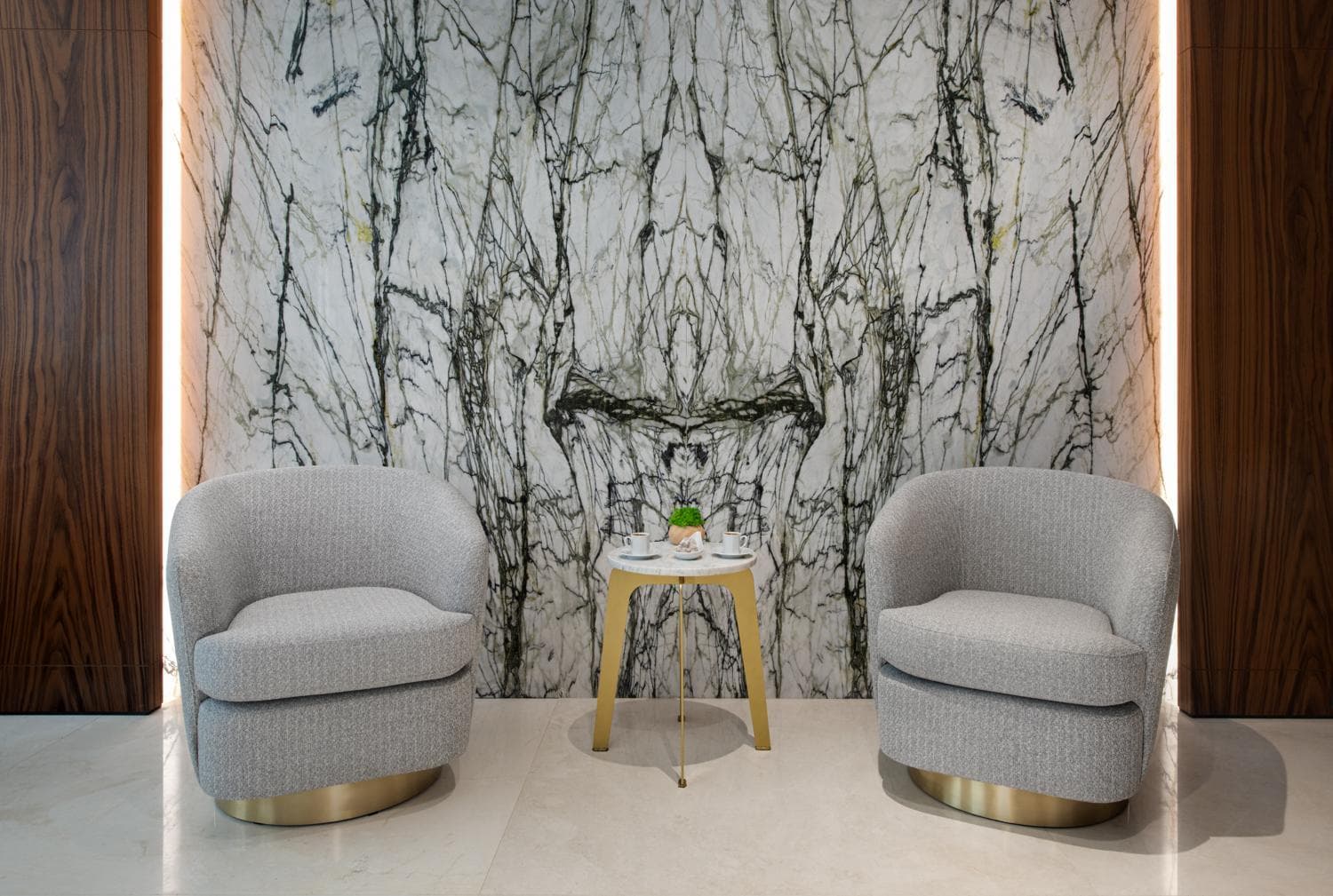 Gleam Collection Hotel — 9