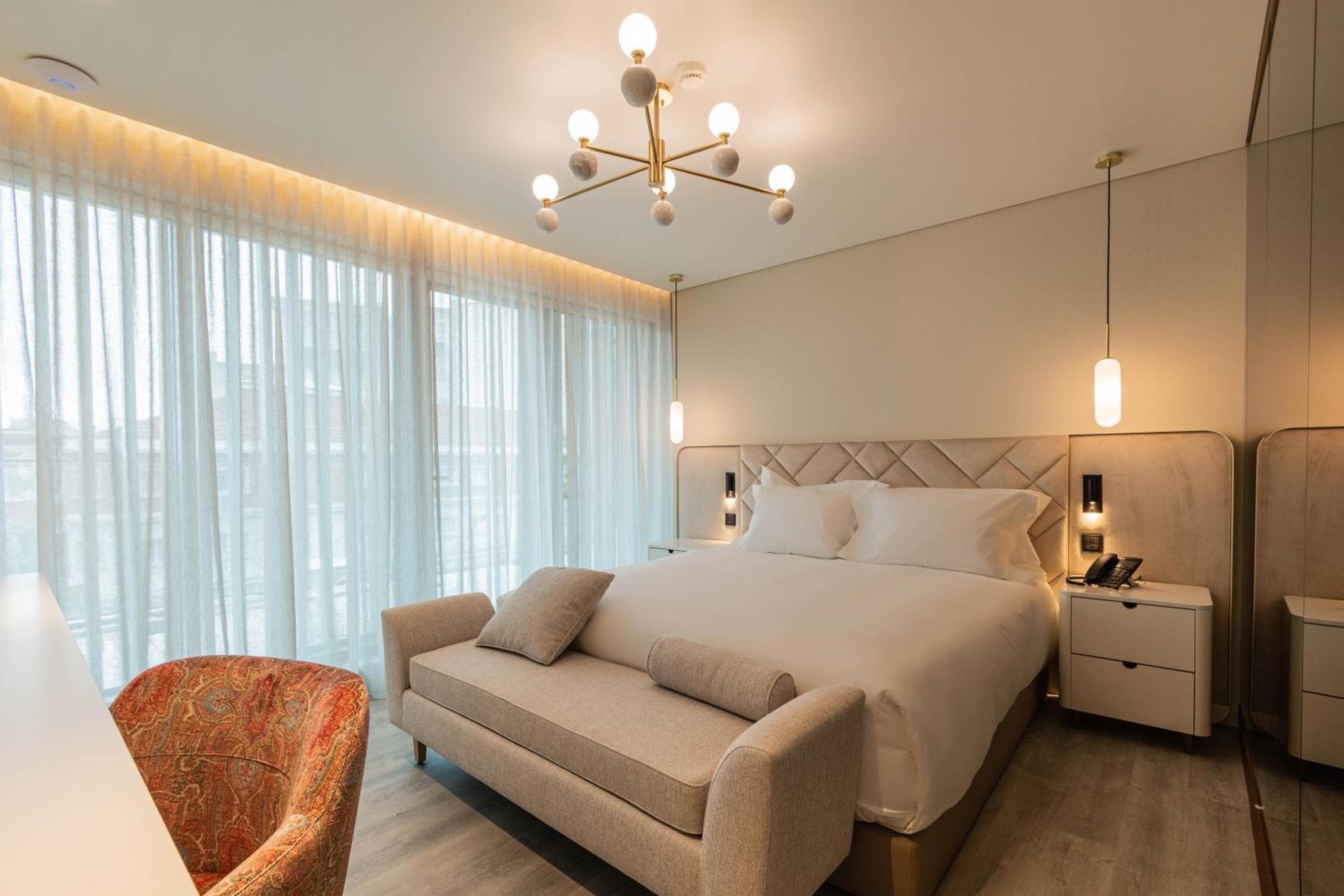 LUSTER Hotel — 4