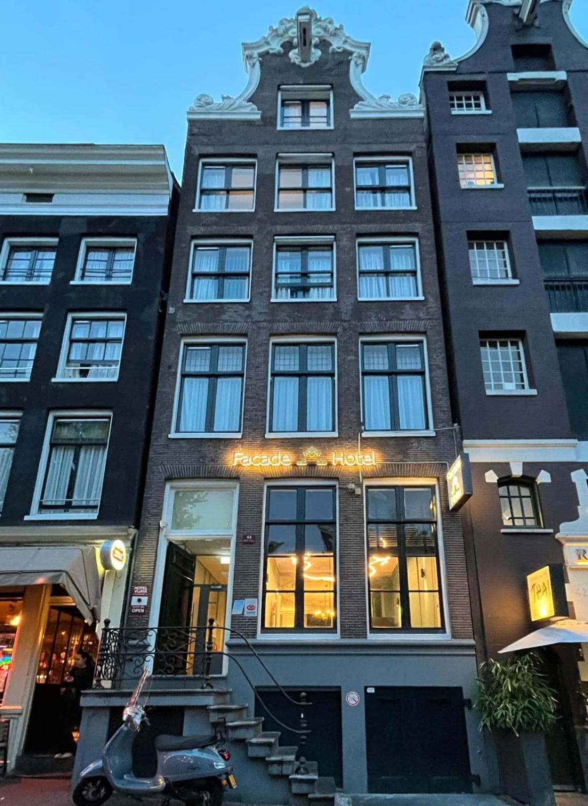 Facade Hotel Amsterdam — 2
