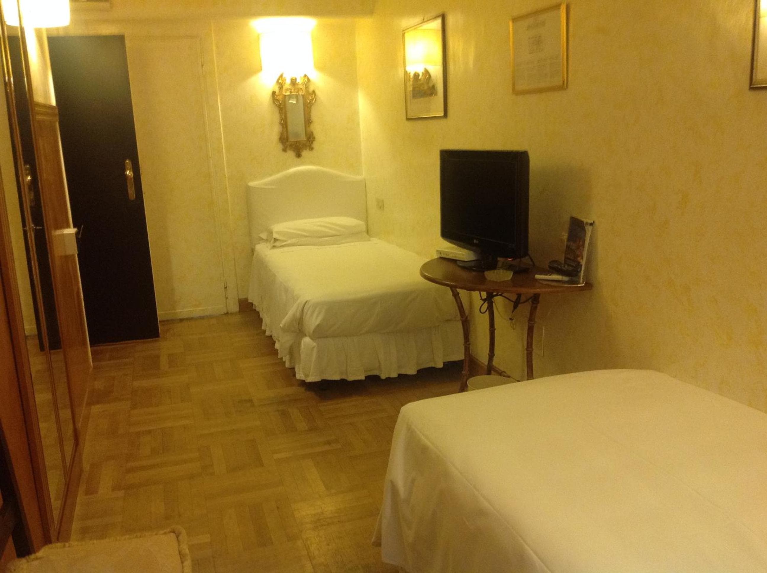 Hotel Fontana — 15