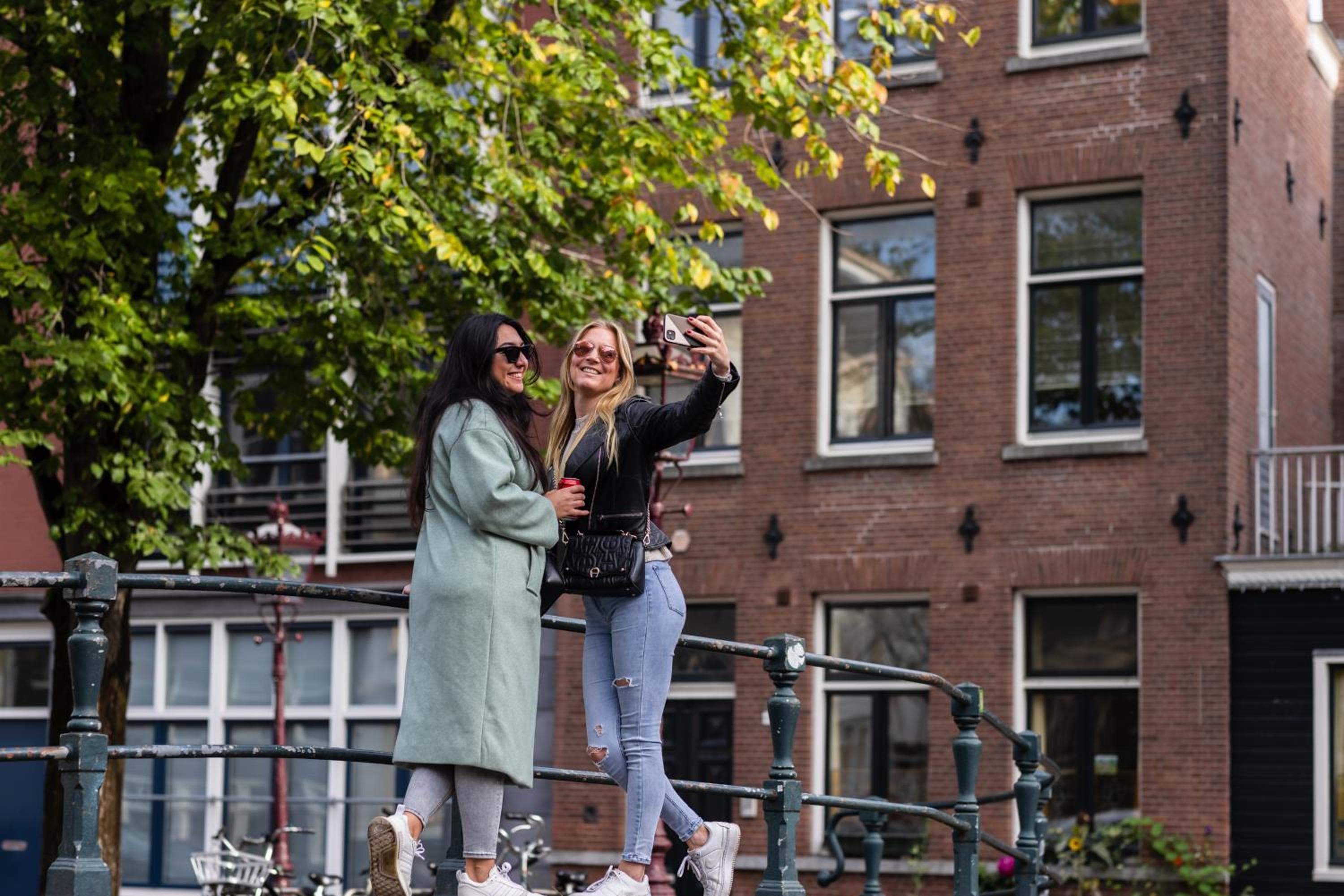 Amsterdam Canal Hotel — 15