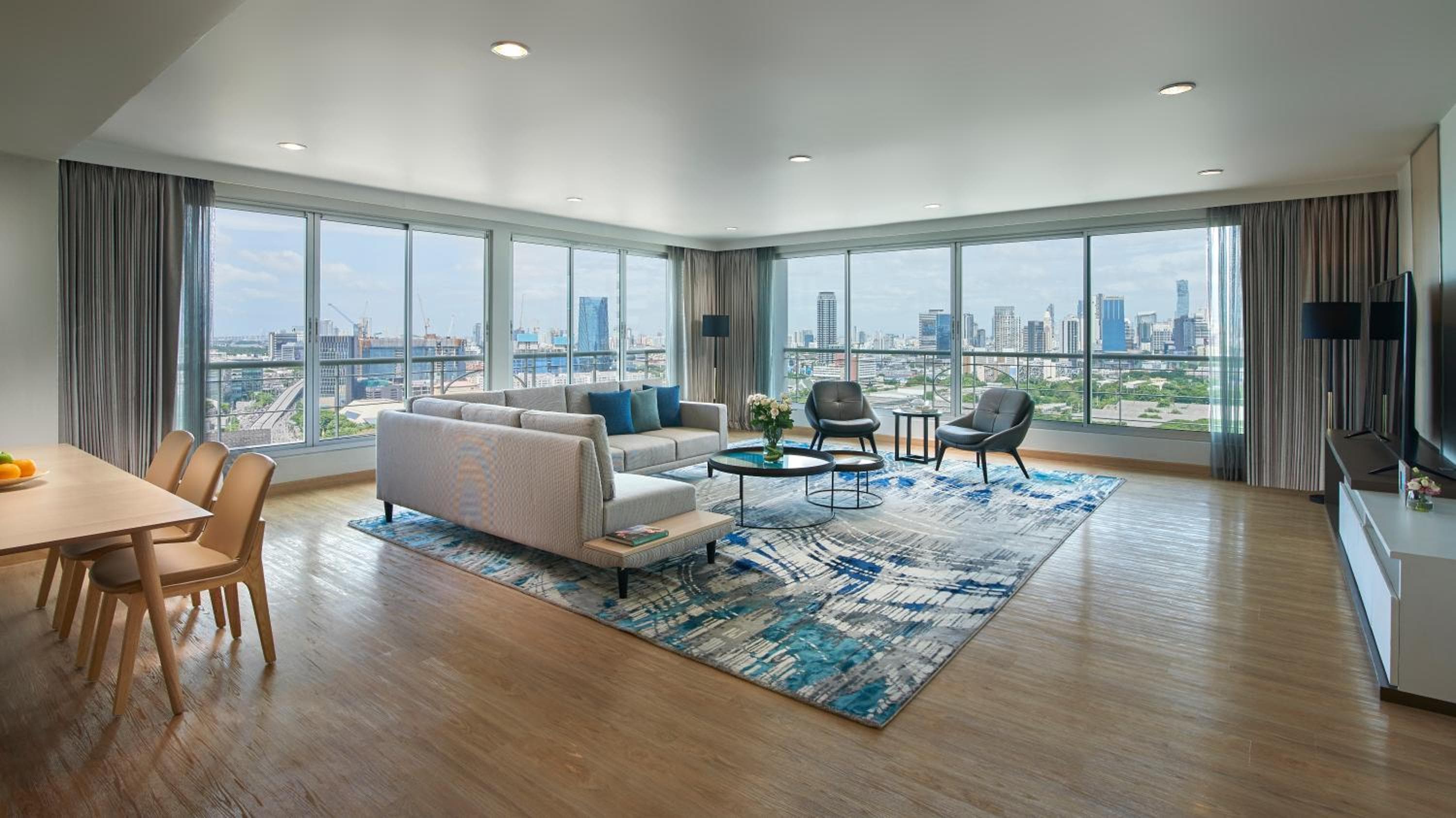 Shama Lakeview Asoke Bangkok — 14
