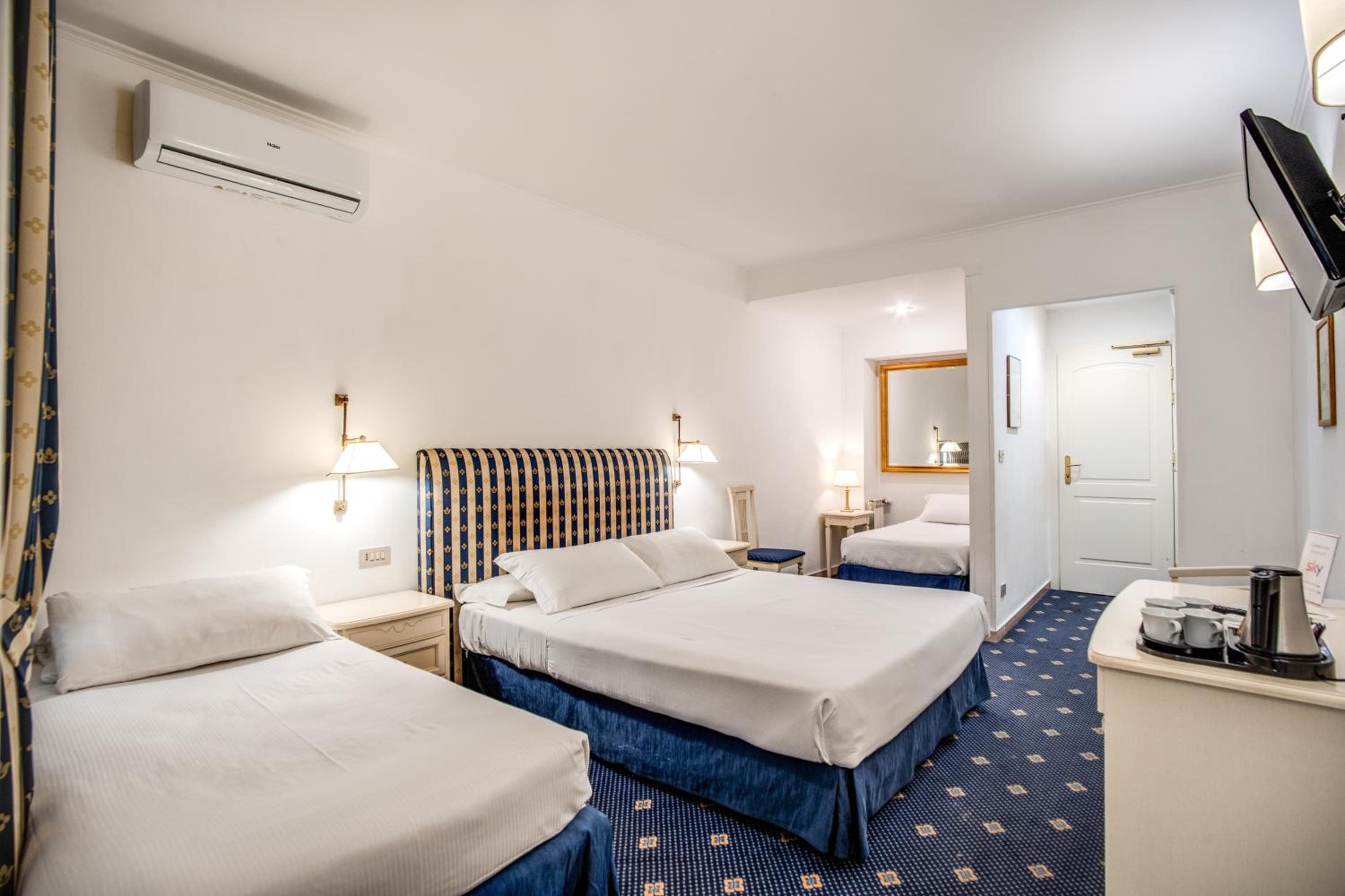 Hotel Napoleón — 30