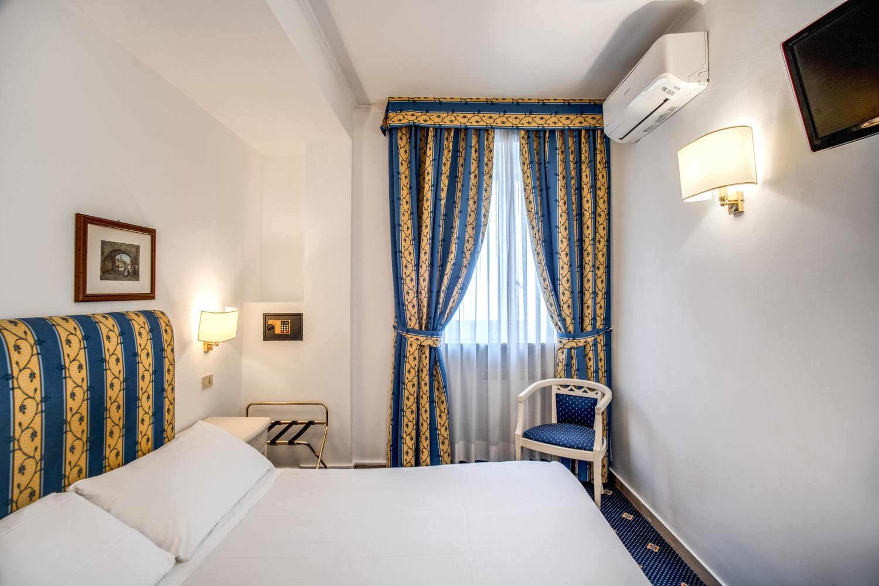 Hotel Napoleón — 17