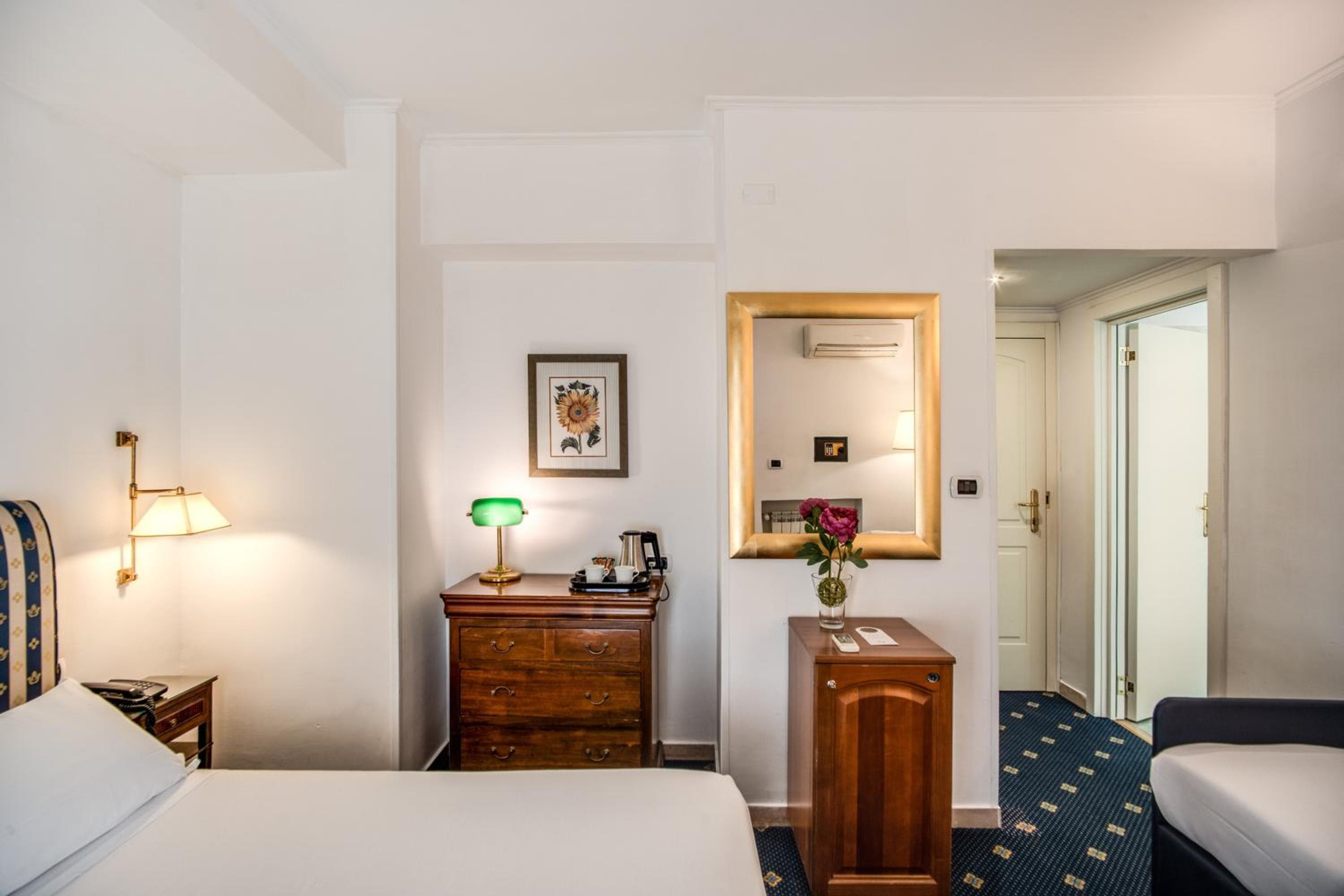 Hotel Napoleón — 4