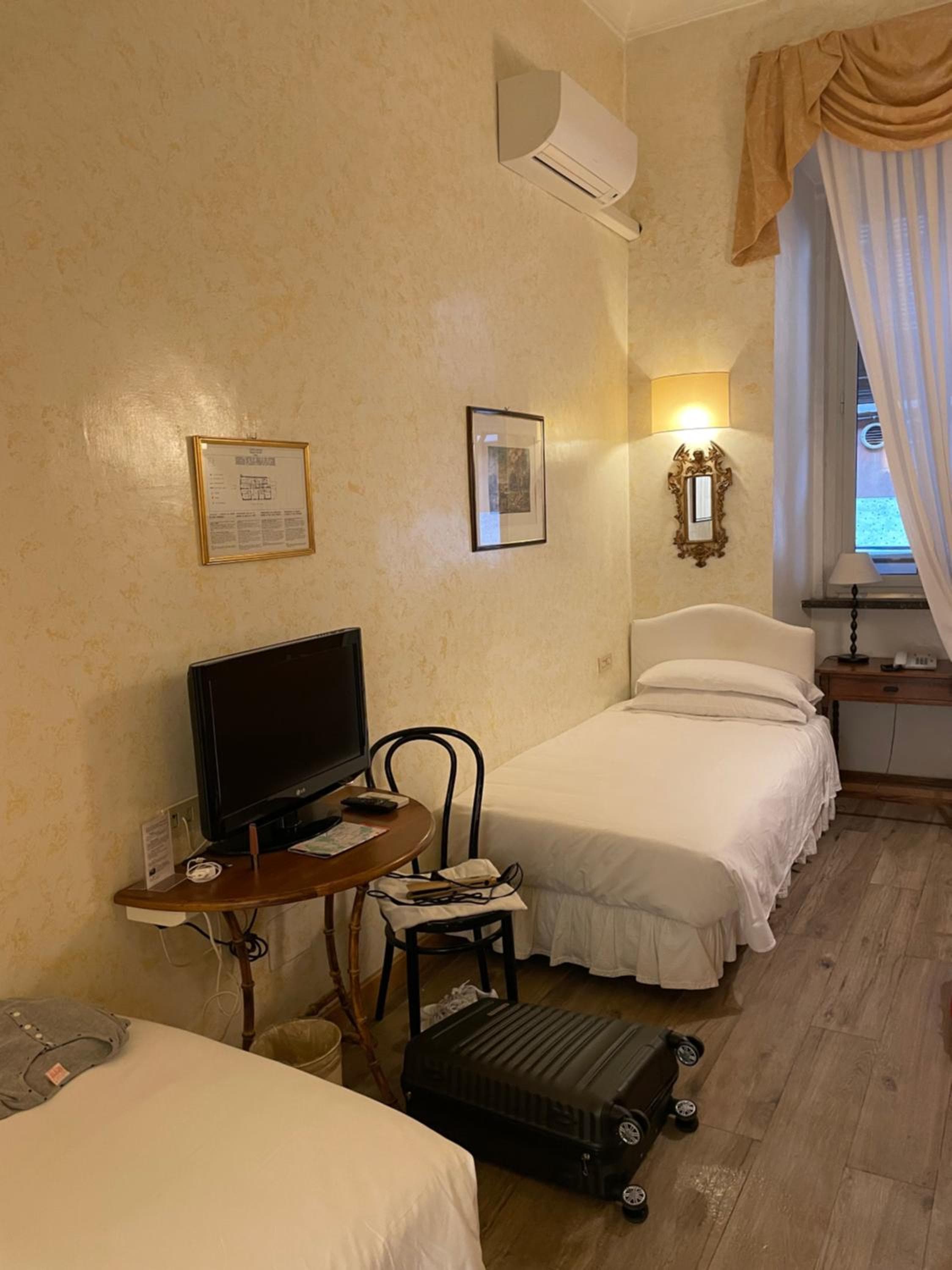 Hotel Fontana — 23