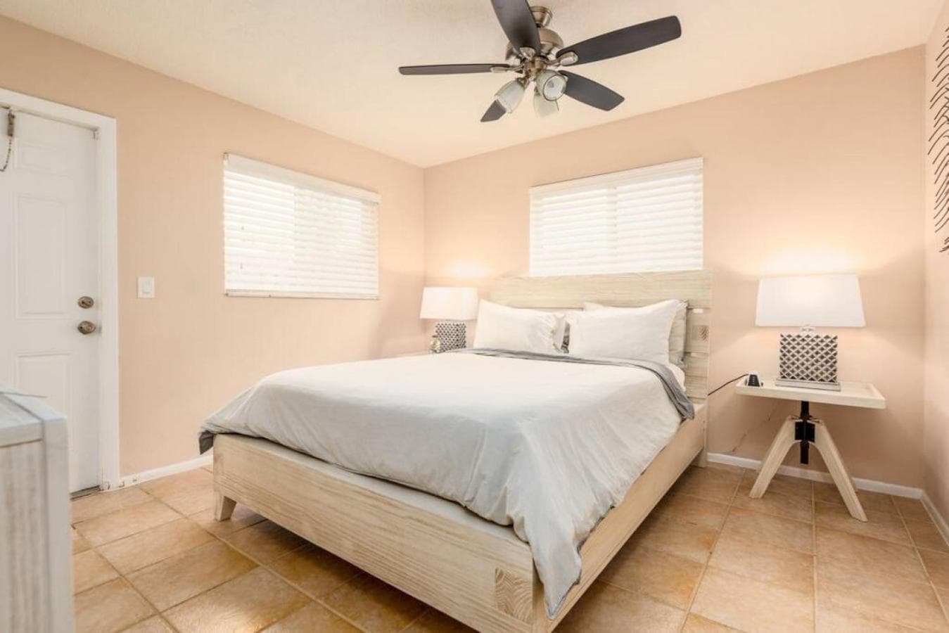 Il ritiro 1 - Wilton Manors — 2