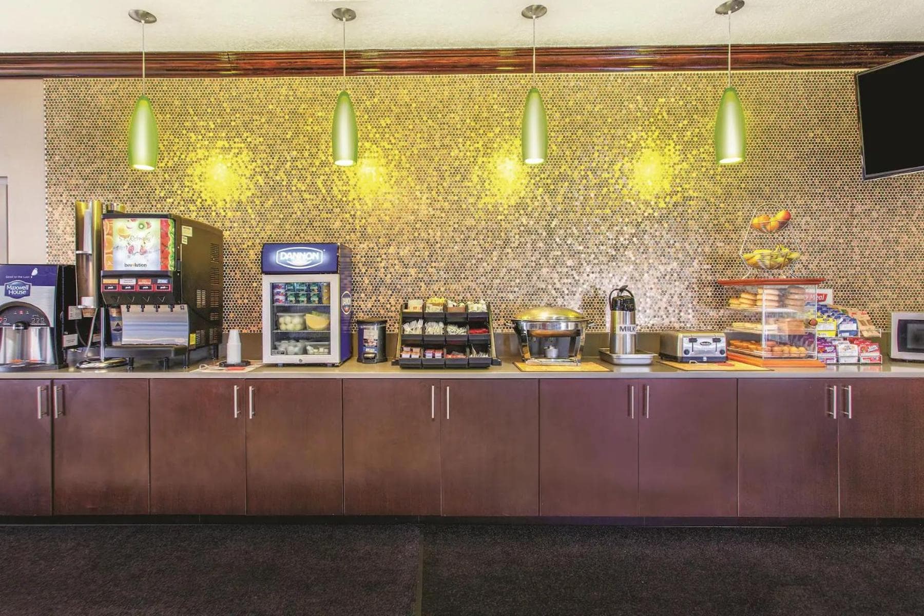 La Quinta by Wyndham Tampa Bay Area-Tampa South — 5