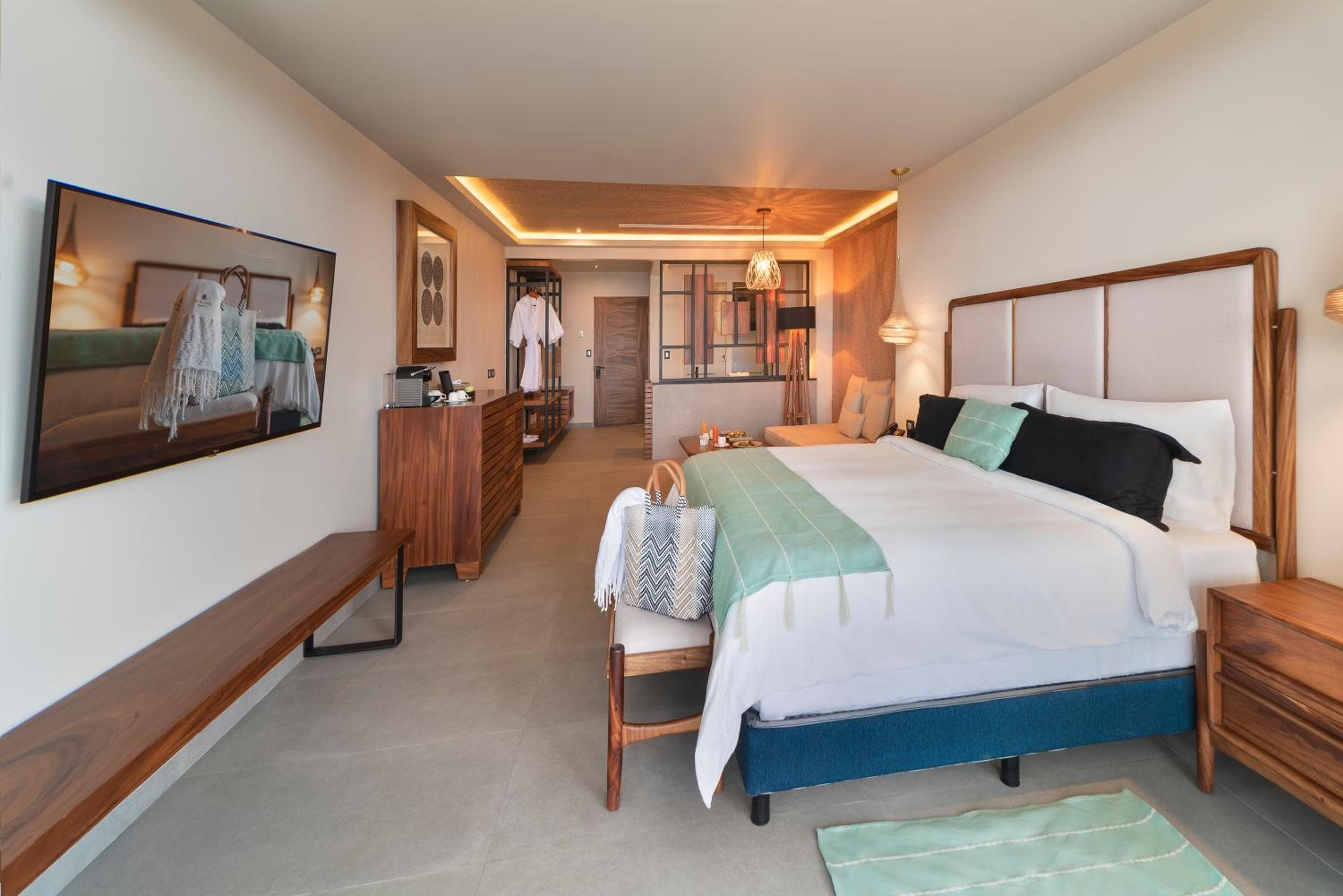 Mvngata Beach Hotel — 8