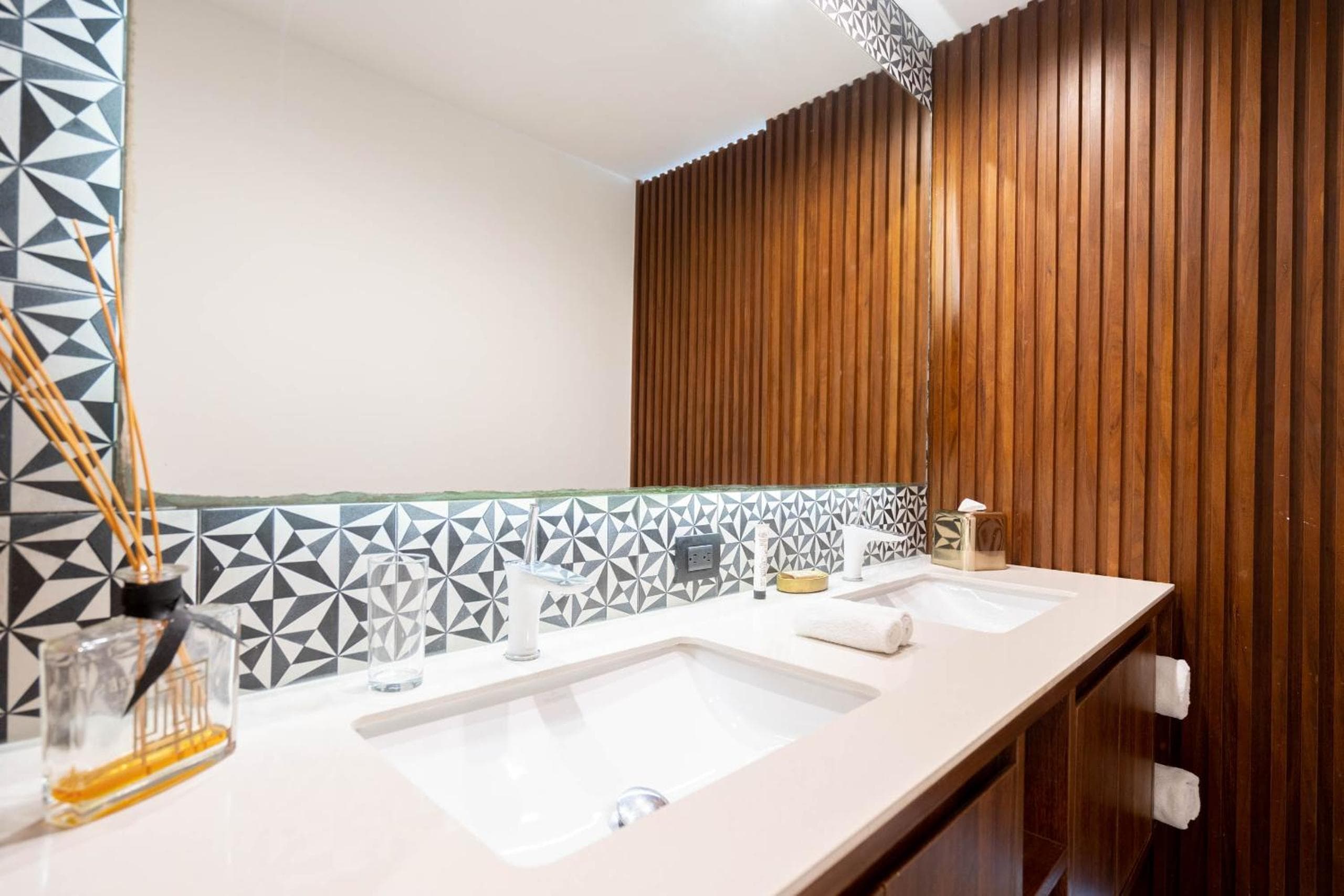 IT Boutique Hotel & Restaurant — 15