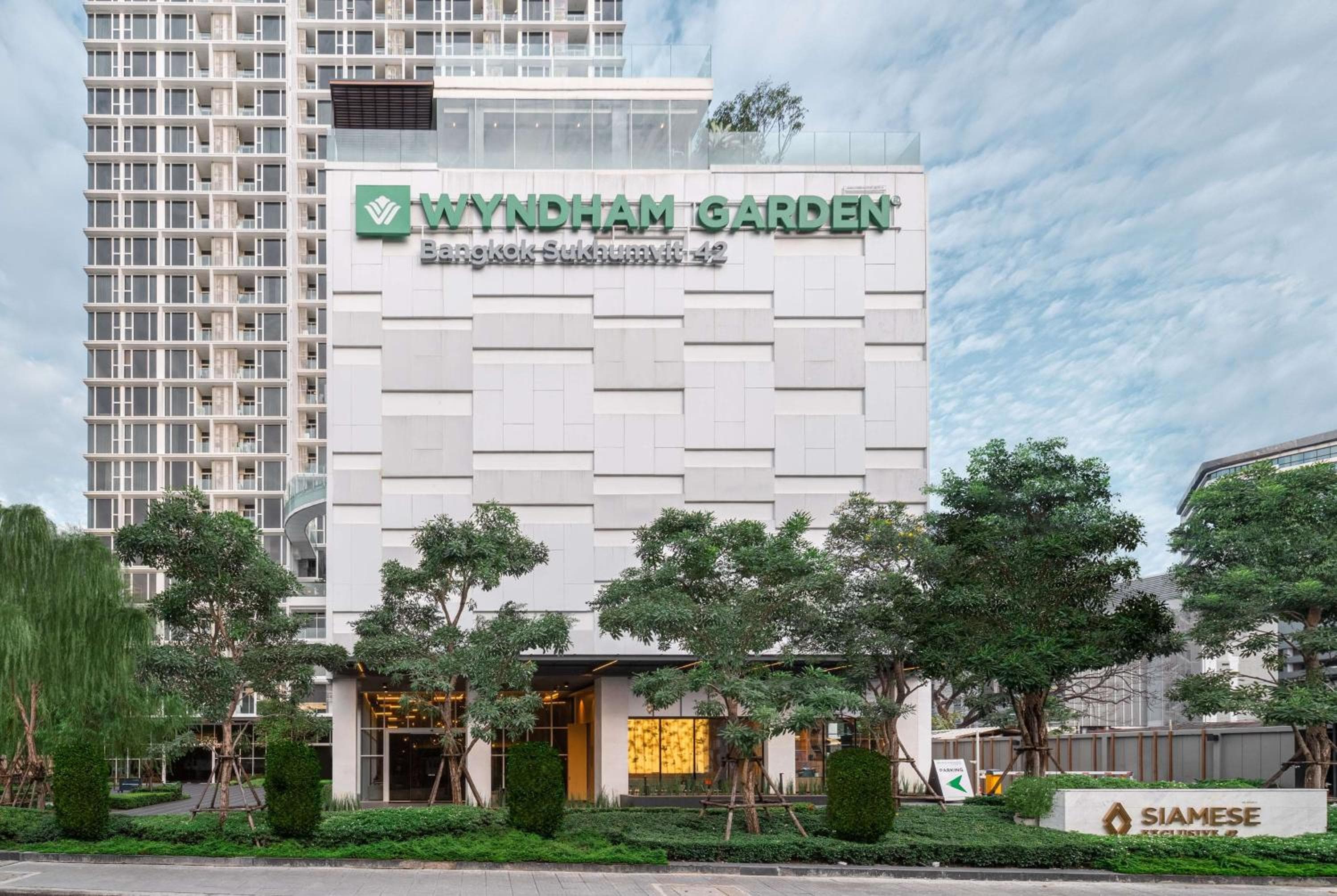 Wyndham Garden Bangkok Sukhumvit 42 — 1