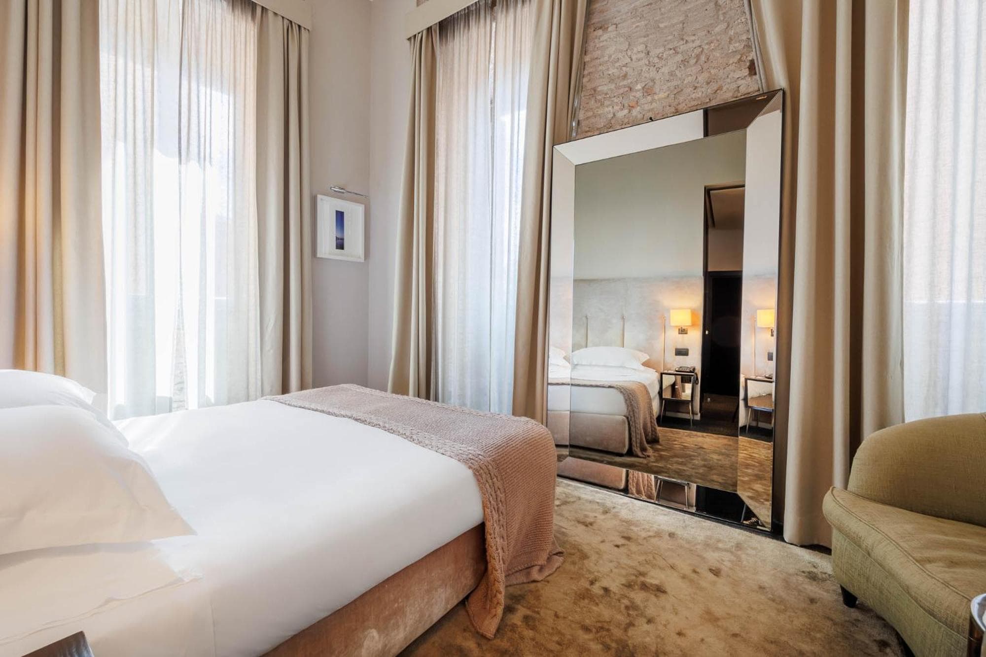 DOM Hotel Roma - Preferred Hotels & Resorts — 23