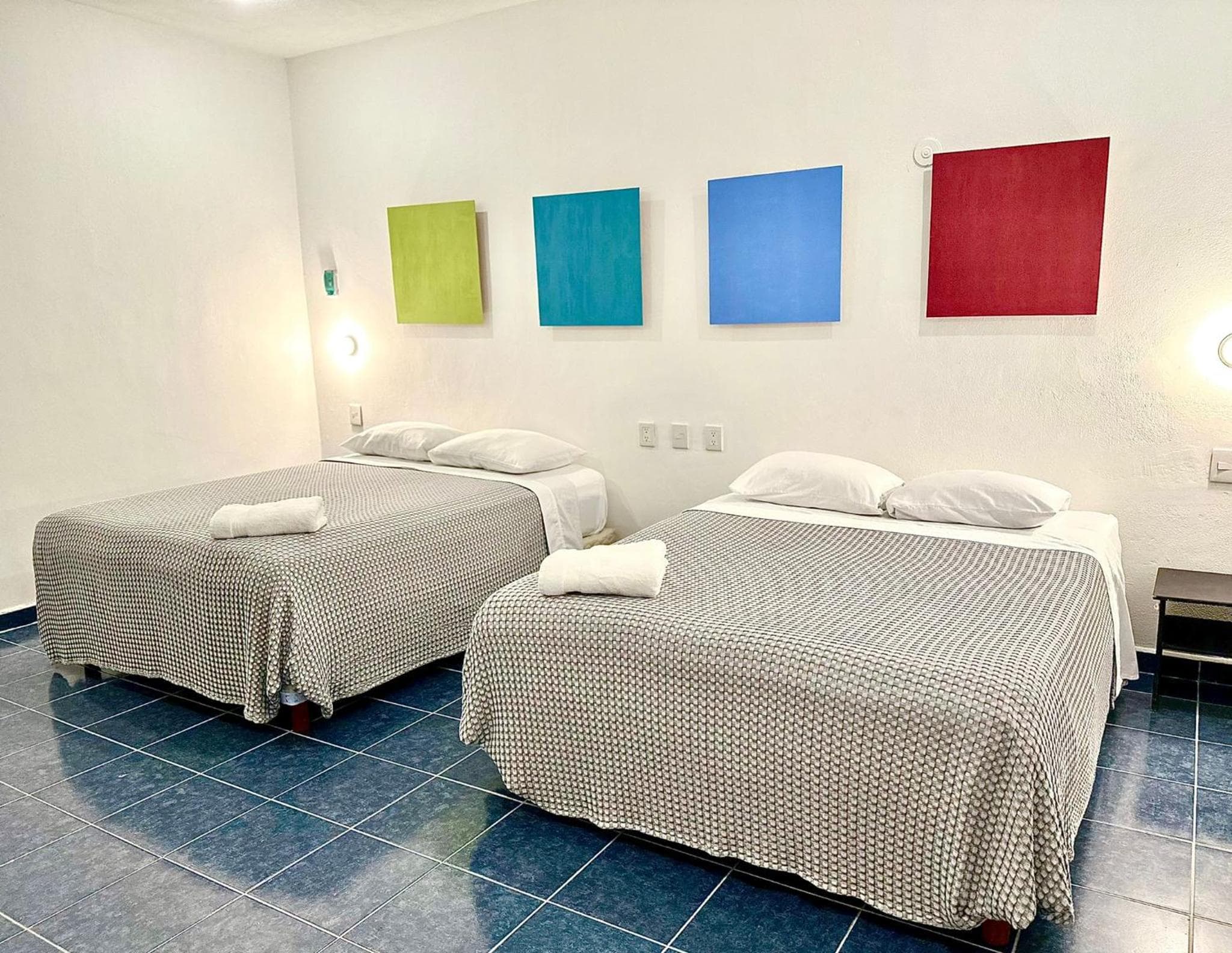 Freelance Hostel - Freiwilligenherberge — 23