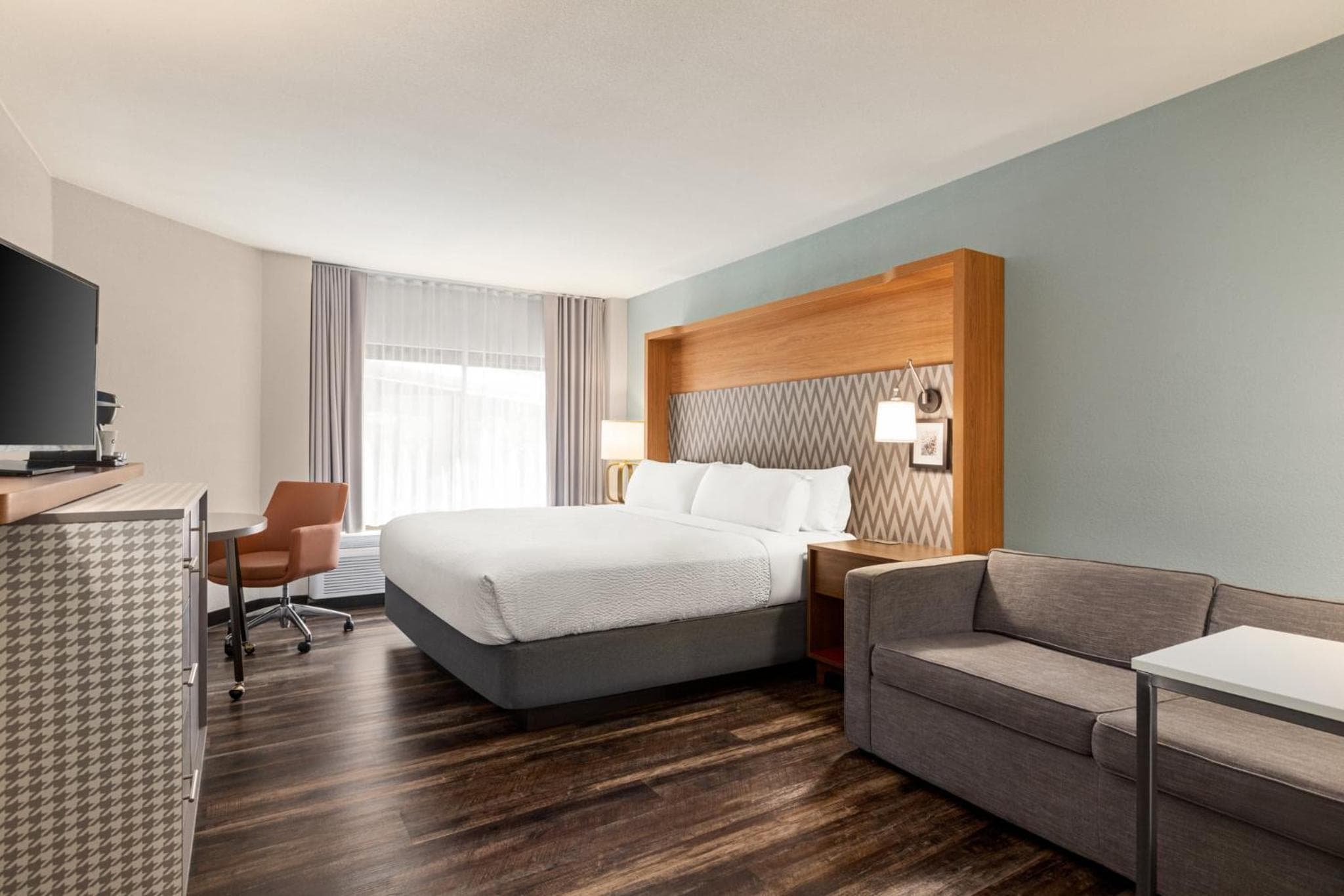 Holiday Inn Orlando International Airport by IHG — 3