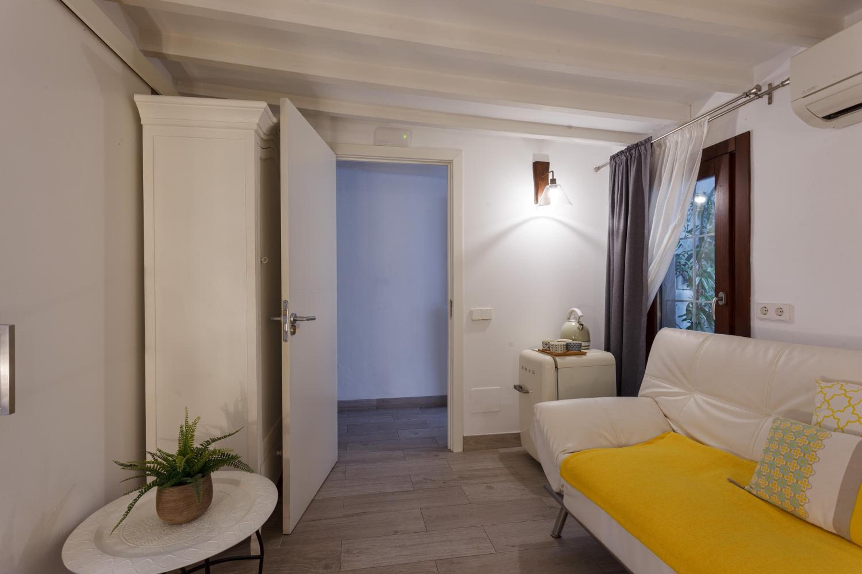 Casa Catalina — 13