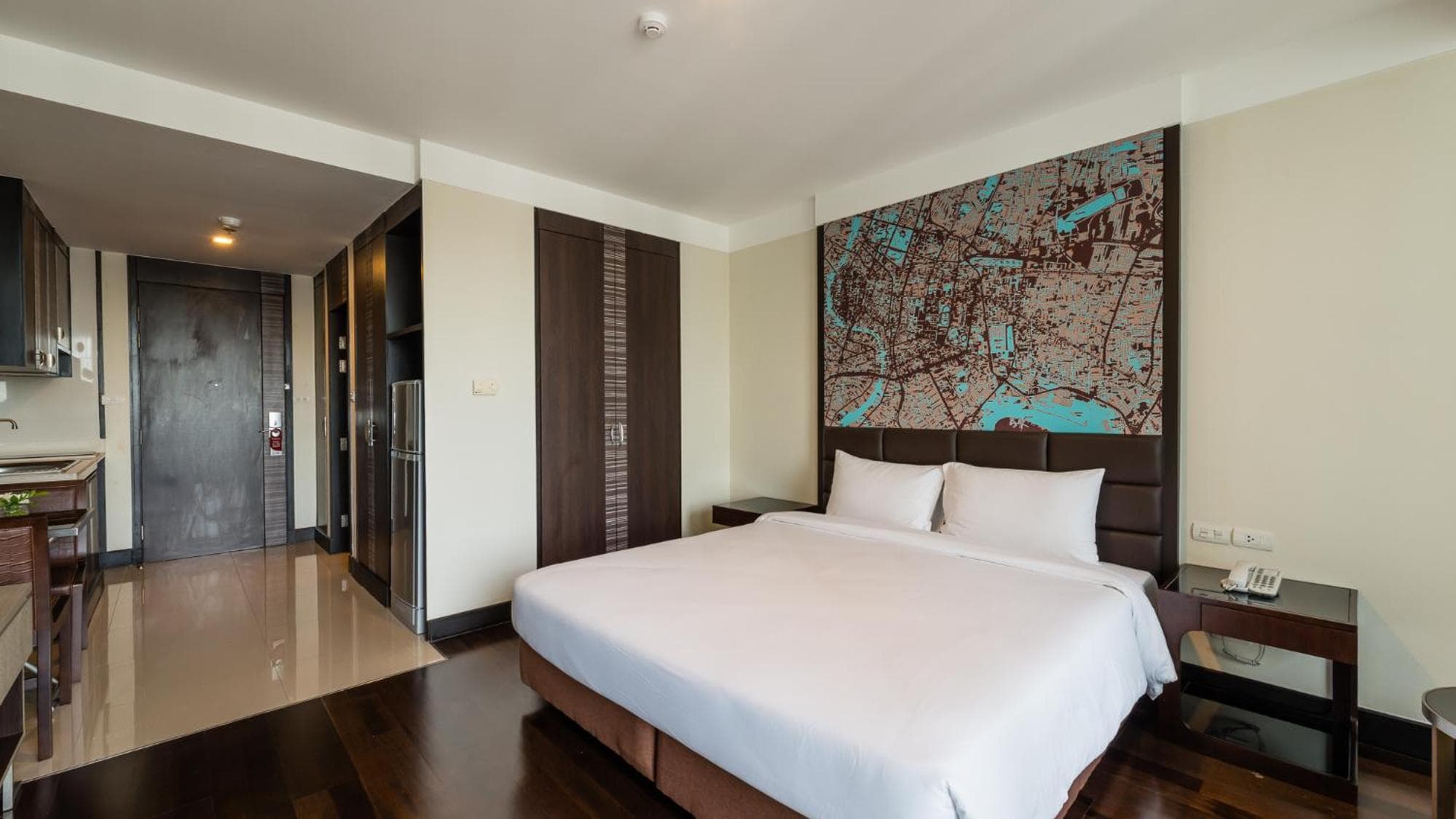 Jasmine Grande Residence Suite Bangkok — 4
