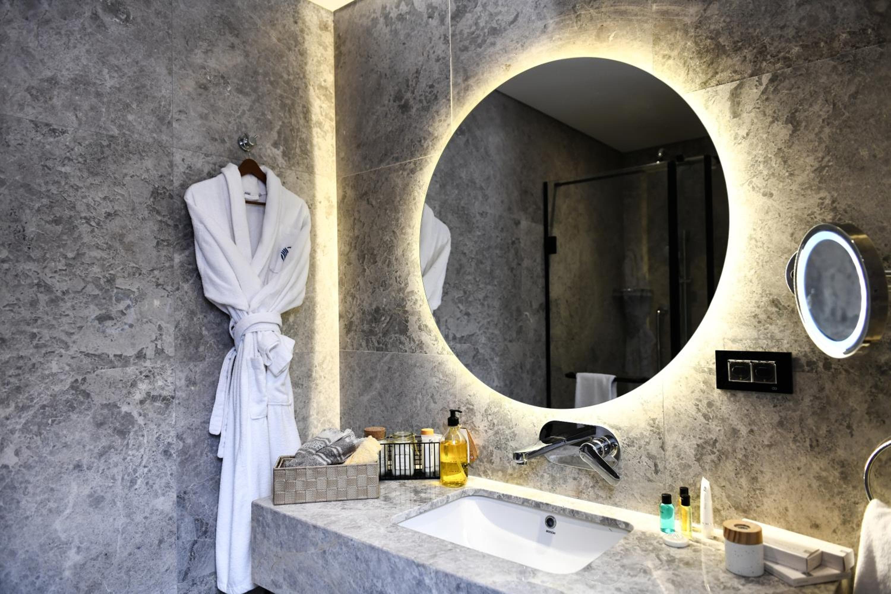 WestSide Residences by Rotana — 2