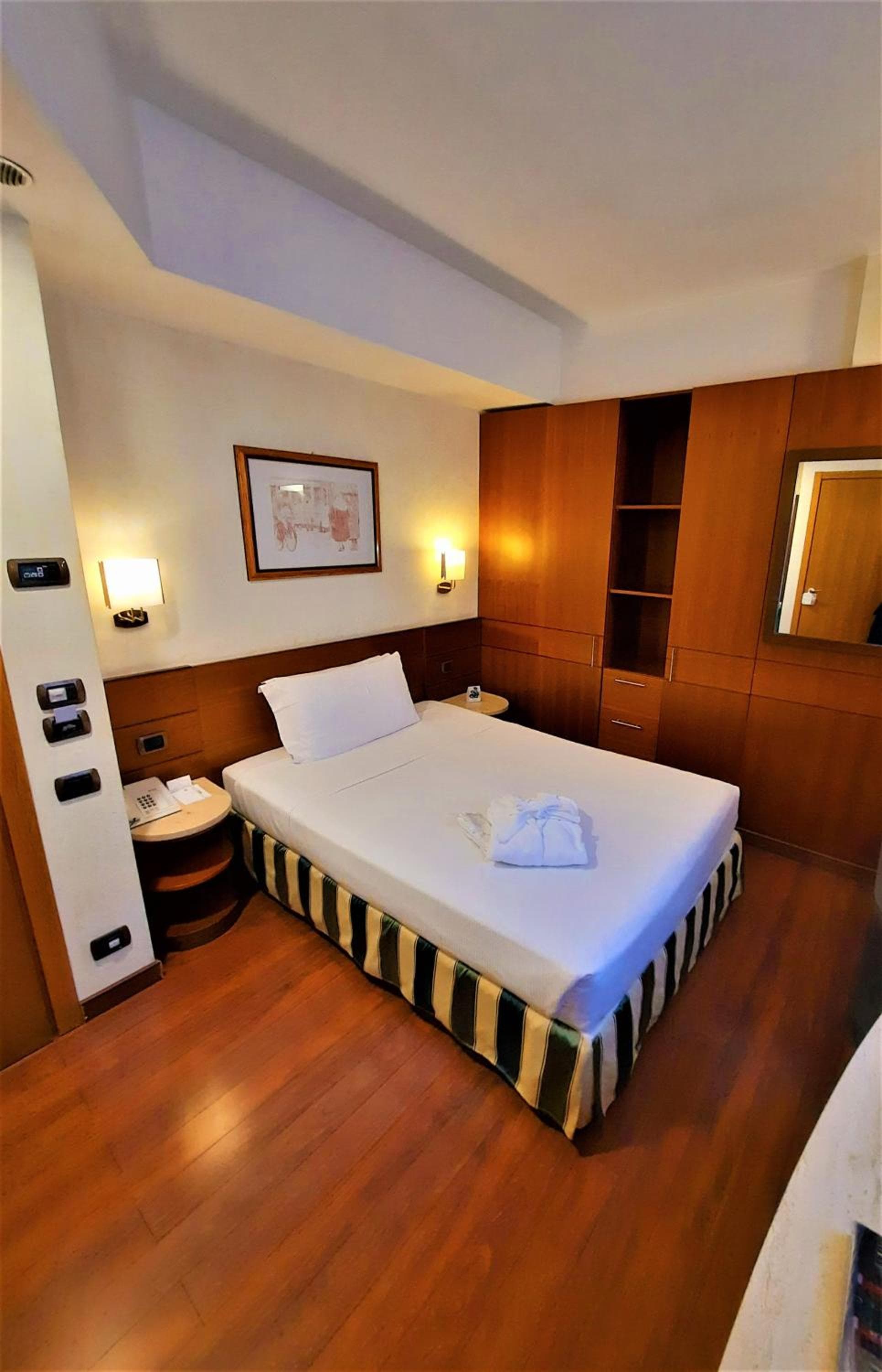 Hotel Mirage Sure Hotel Collection by Best Western — 26