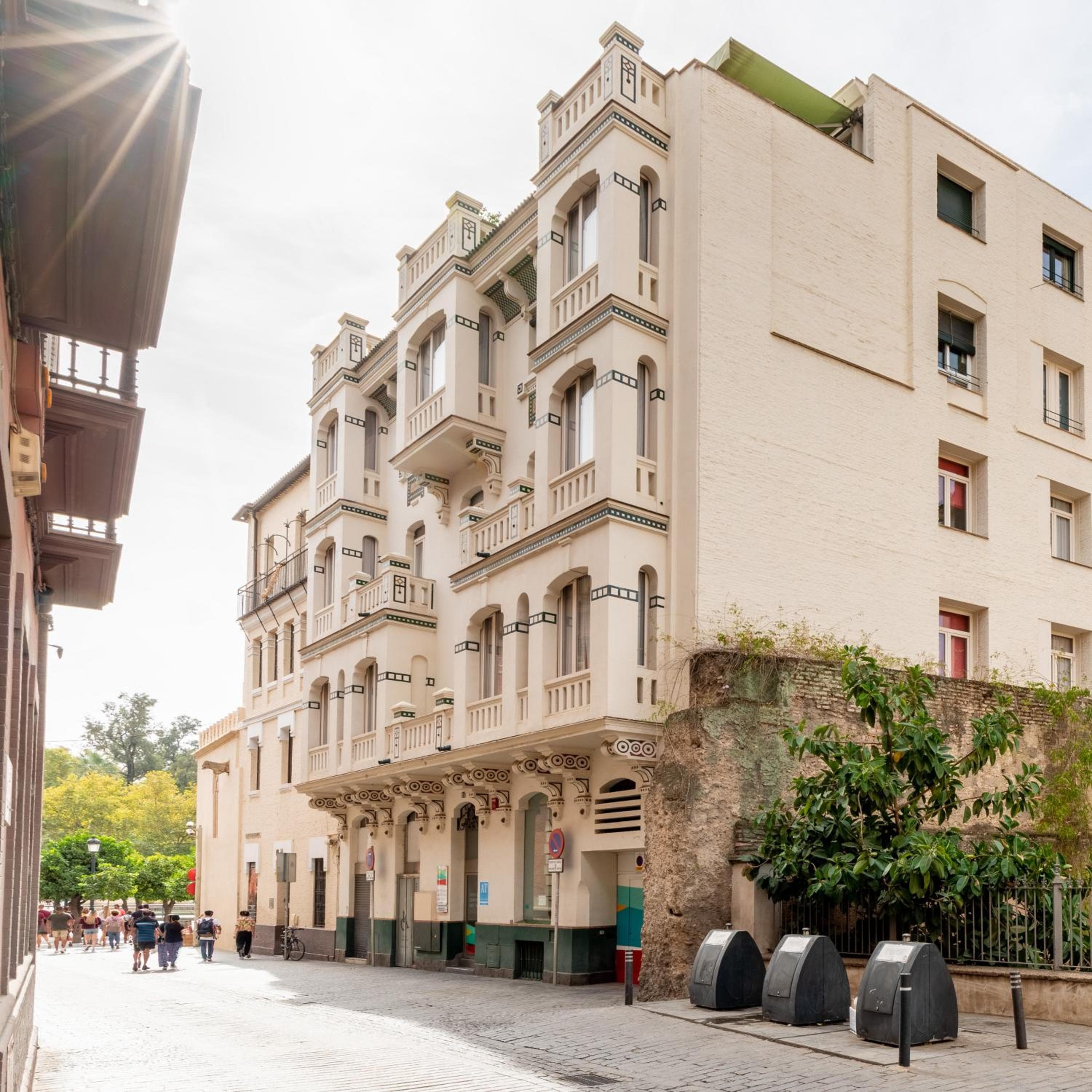 Sevilla Central Suites Apartamentos Puerta Jerez — 7