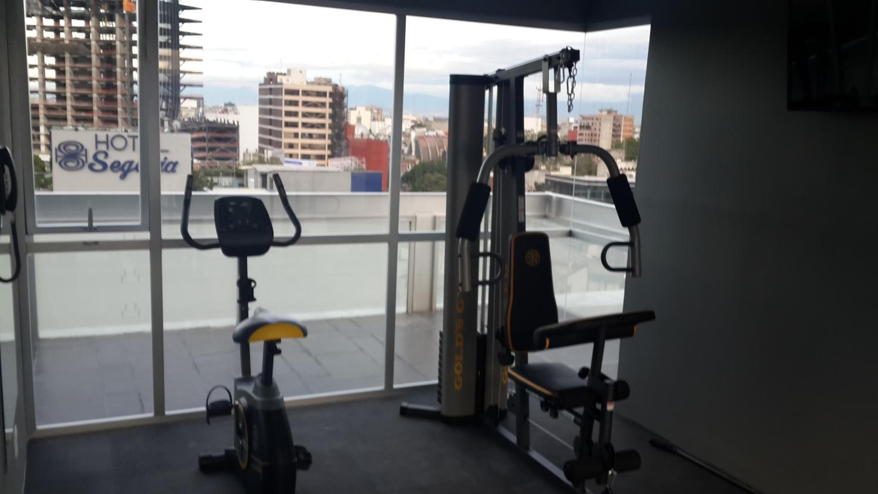 Hotel Block Suites — 20