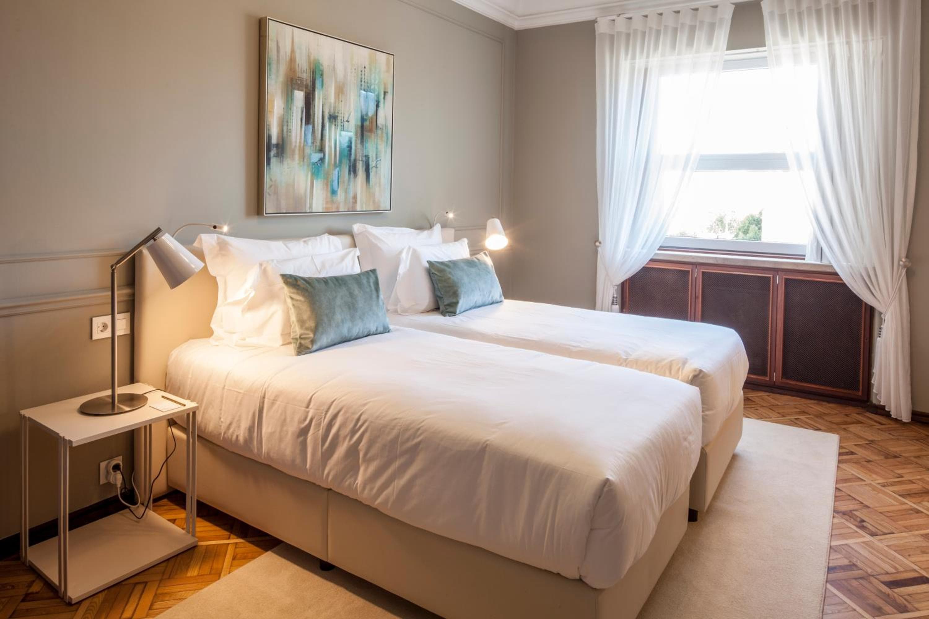Luzeiros Suites — 17