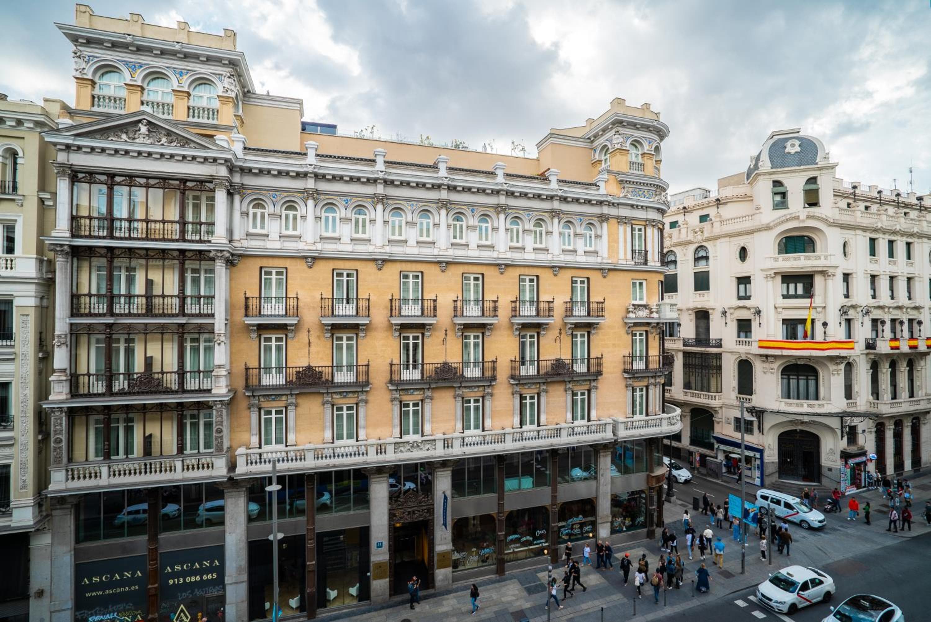 SmartRental Collection Gran Vía Capital — 15