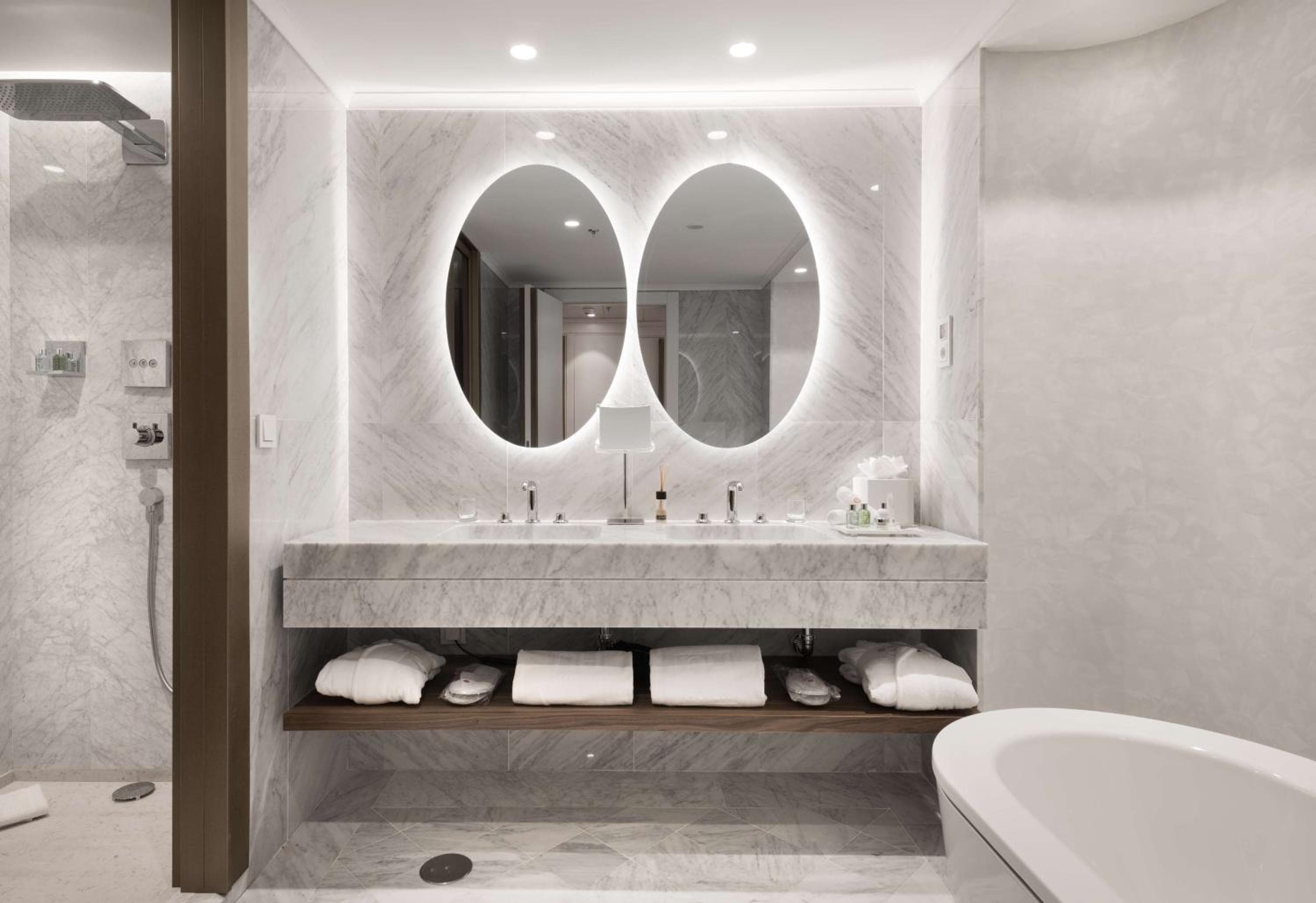 NH Collection Madrid Eurobuilding — 14