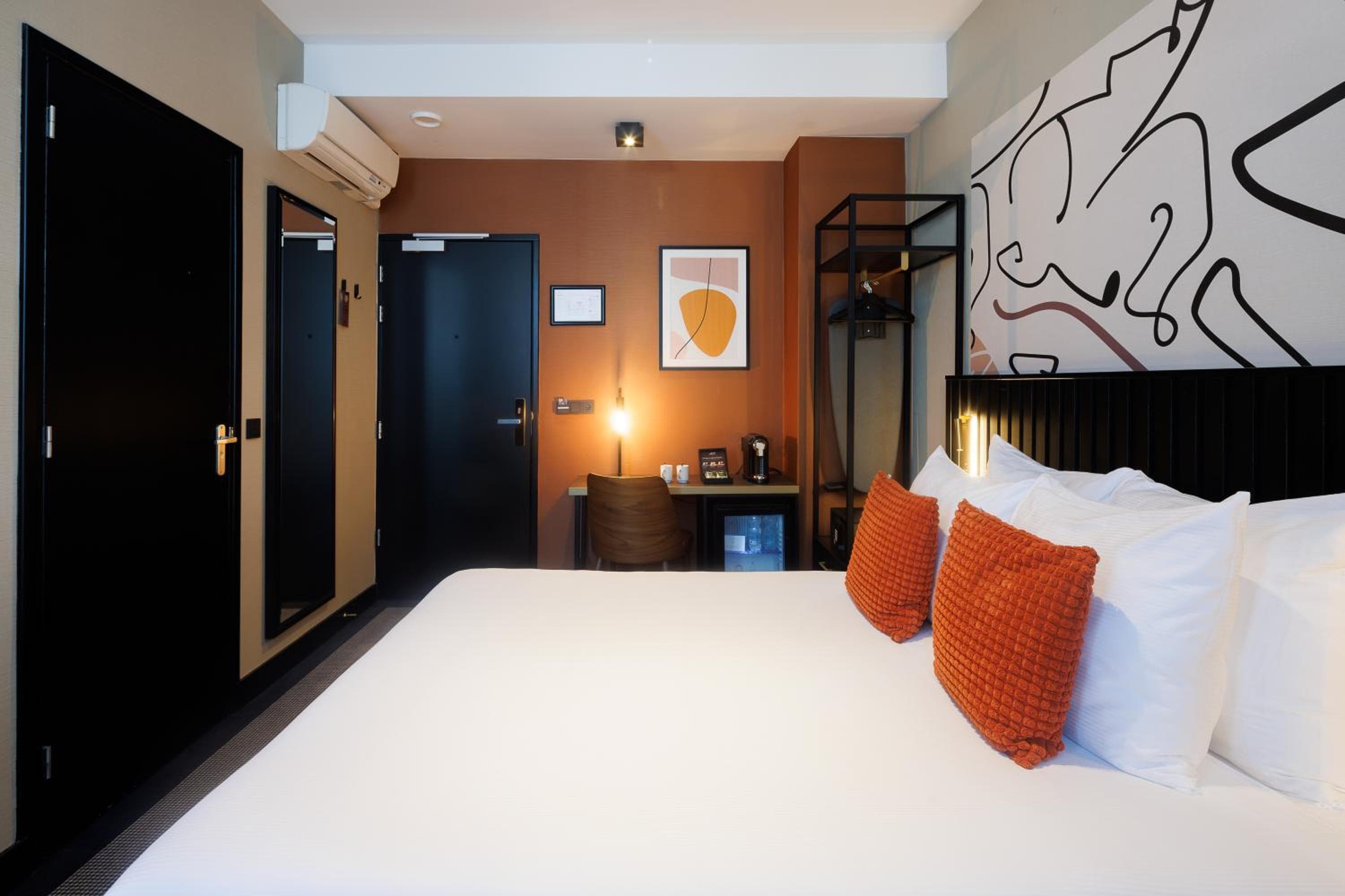 Huygens Place Amsterdam — 2
