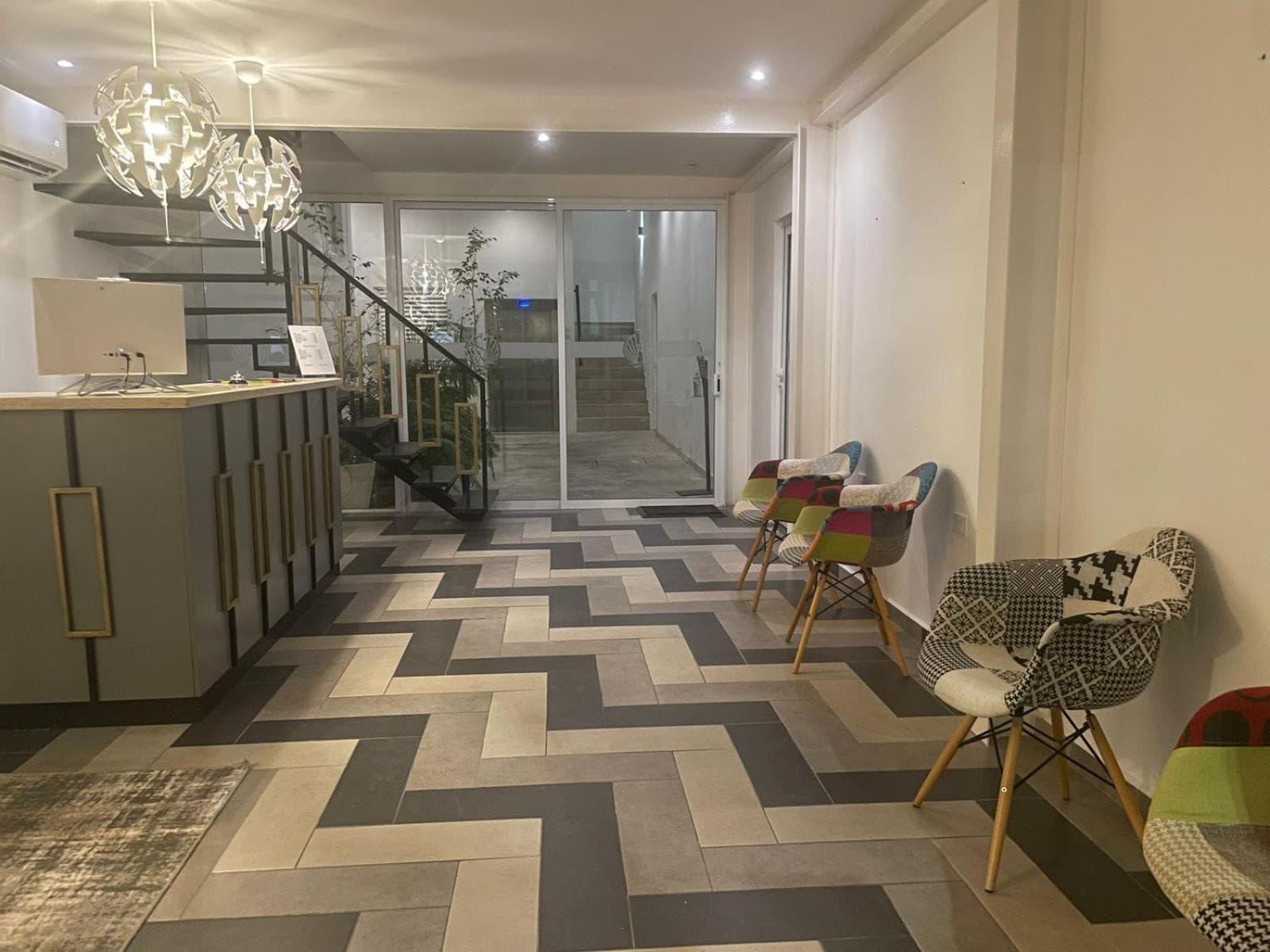WINDAY HOTEL - Cerca 5a Avenida — 4