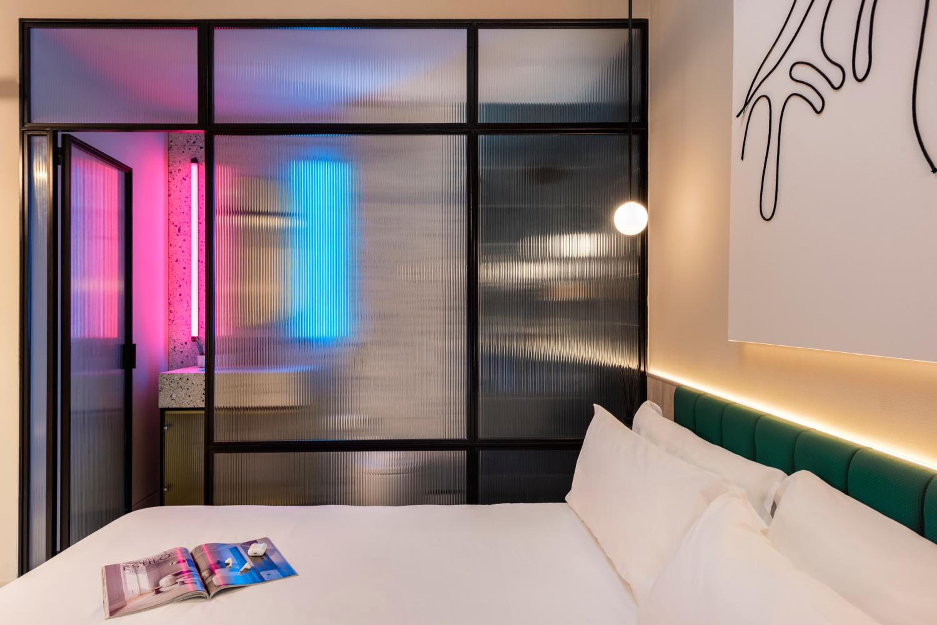 Coeo Peña Design Apartments — 2