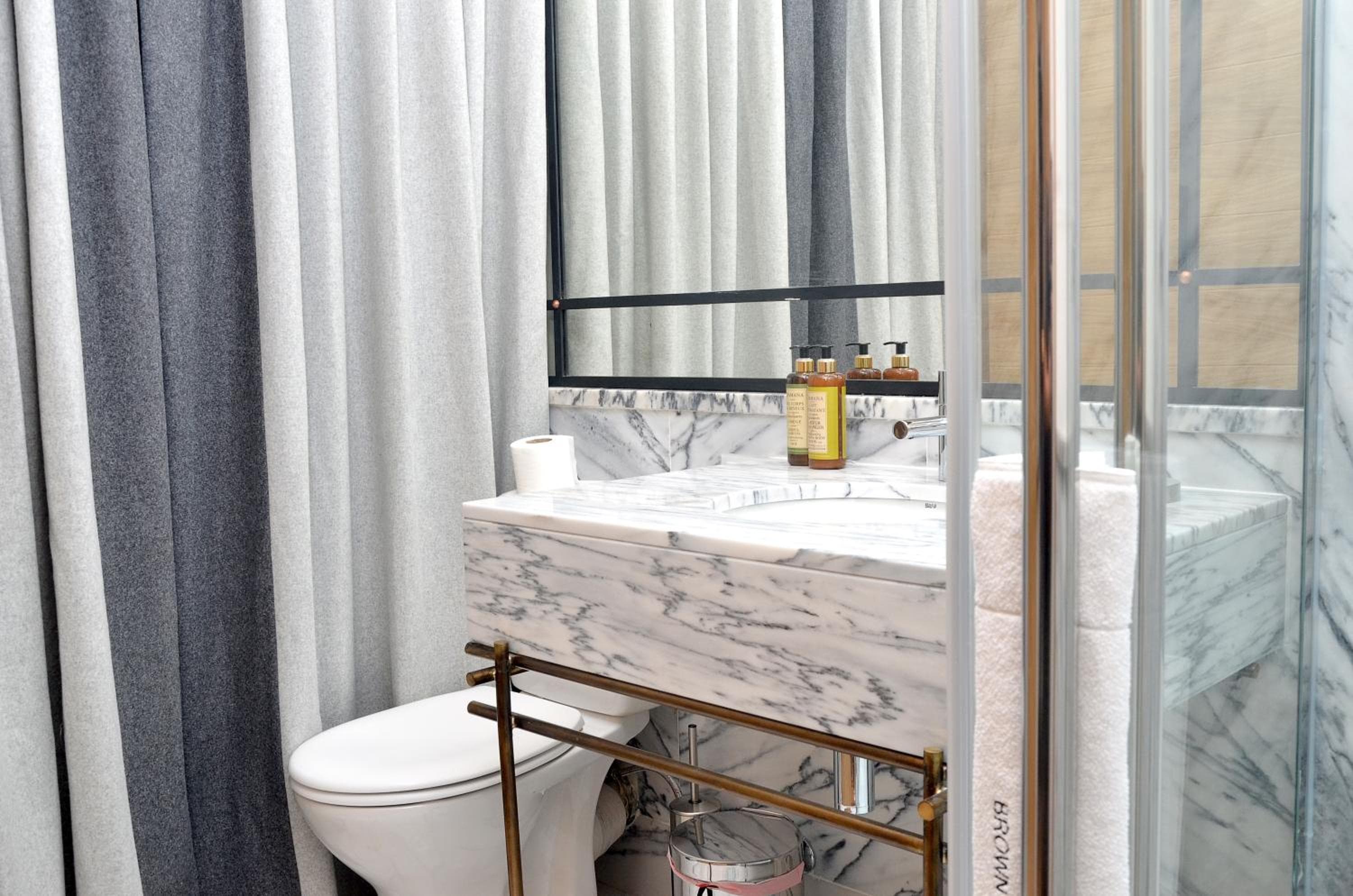 Browns Boutique Hotel — 13
