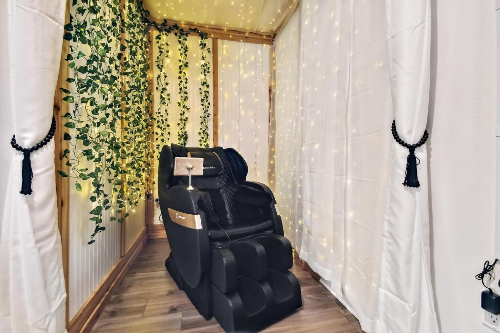 Sábanas de felpa, ¡Juegos!, Patio trasero enorme, Sillón de masaje. — 20