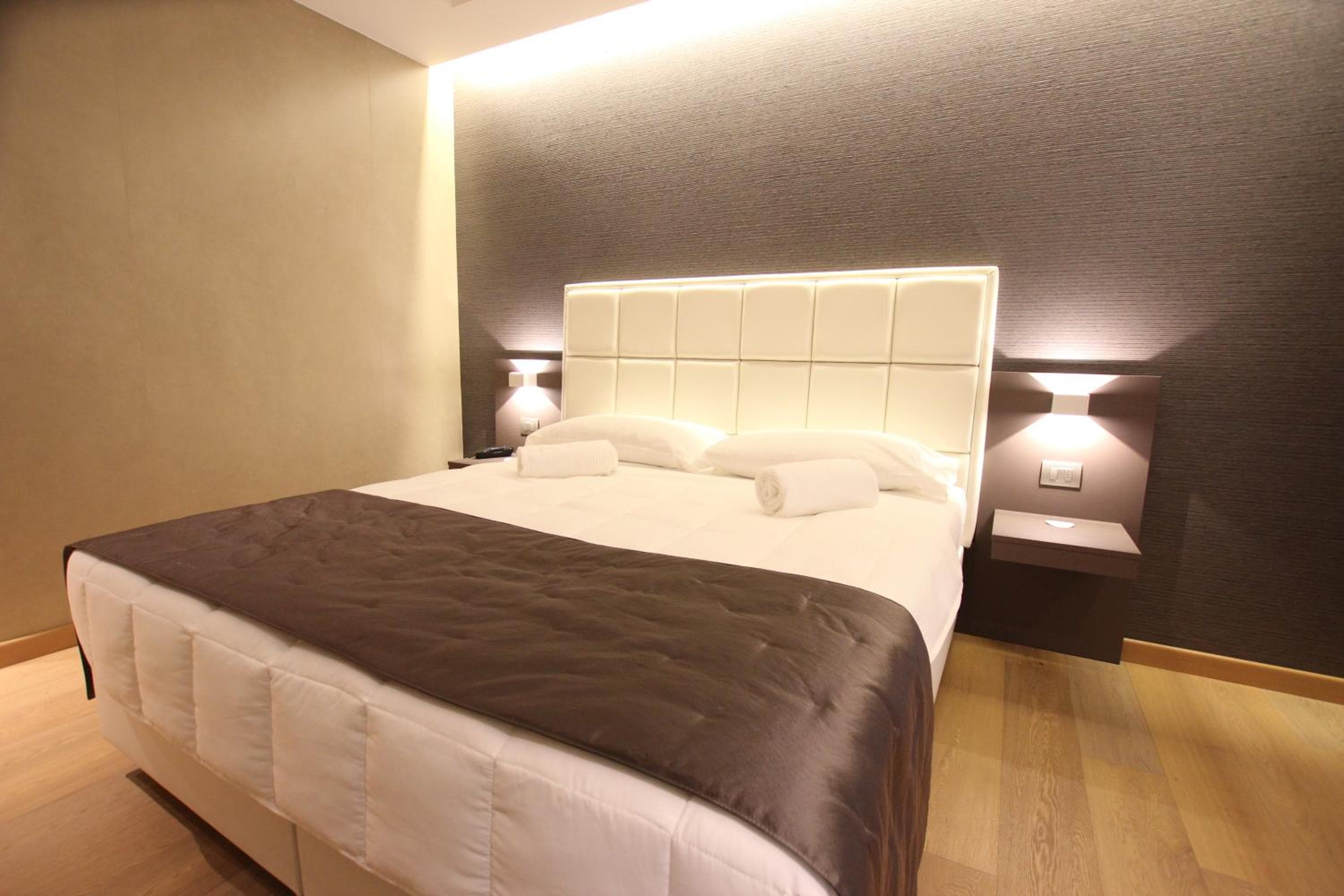 Mokinba Hotels Baviera — 6