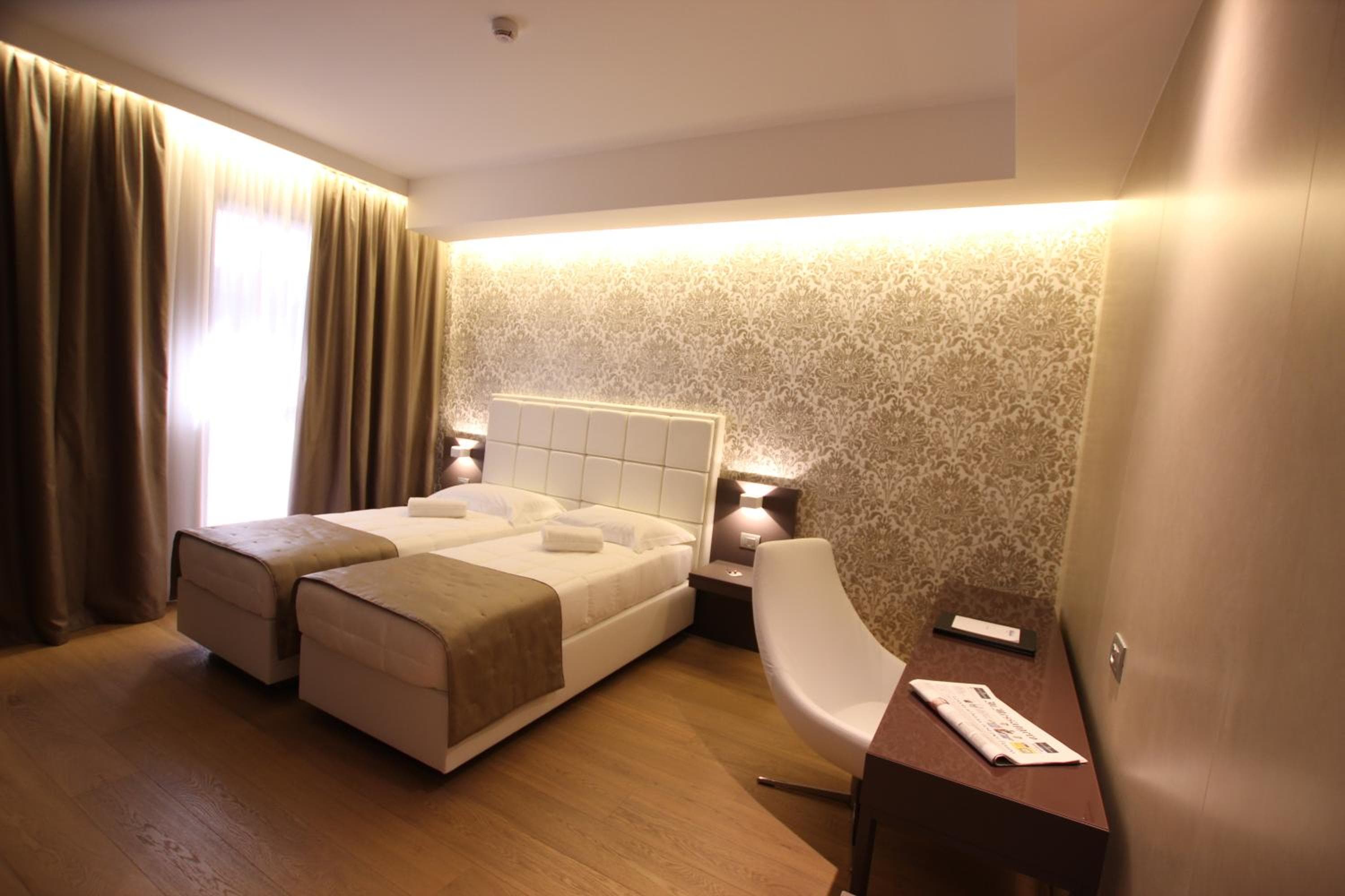 Mokinba Hoteles Baviera — 8