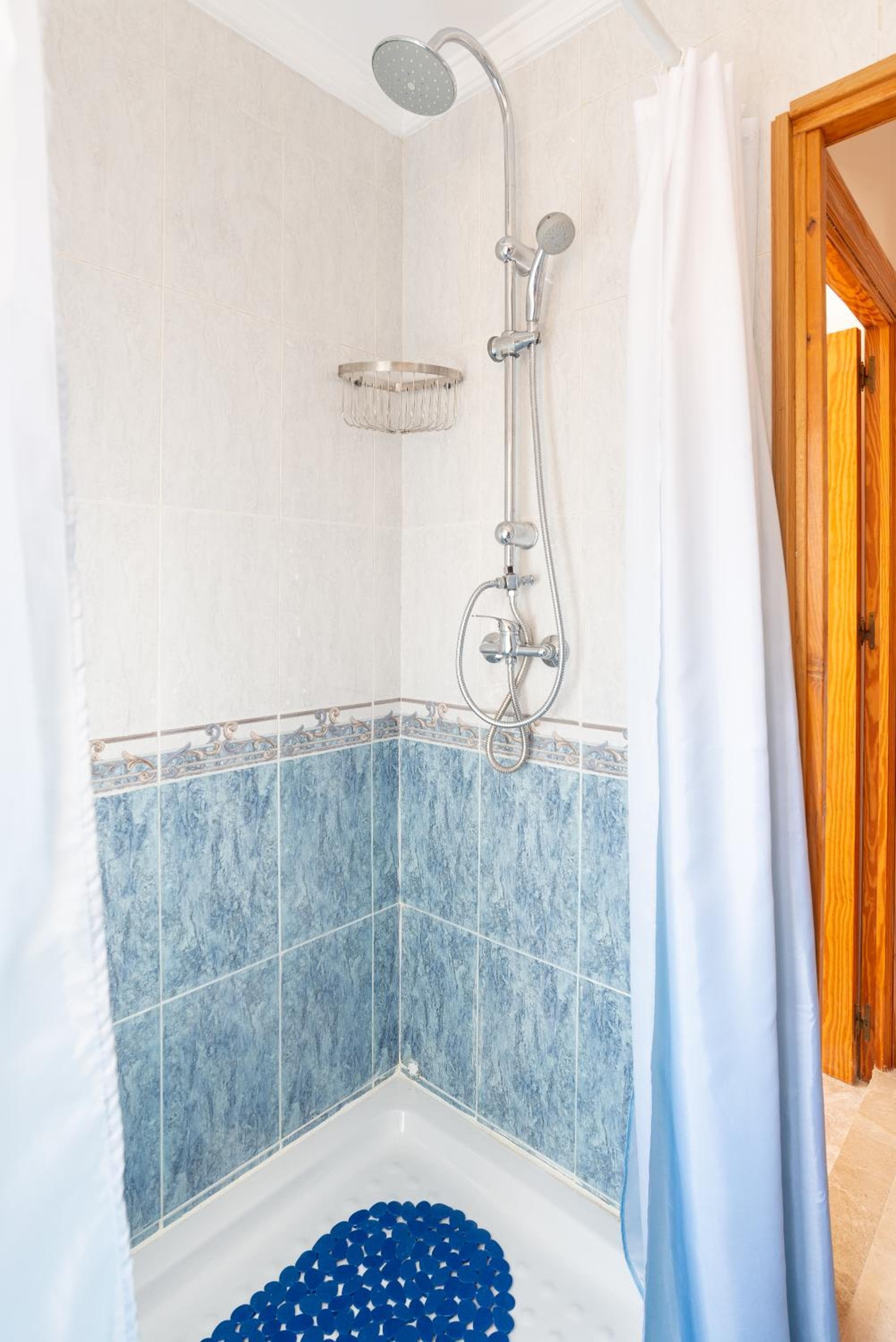 Habitaciones Brisa y Sol — 11