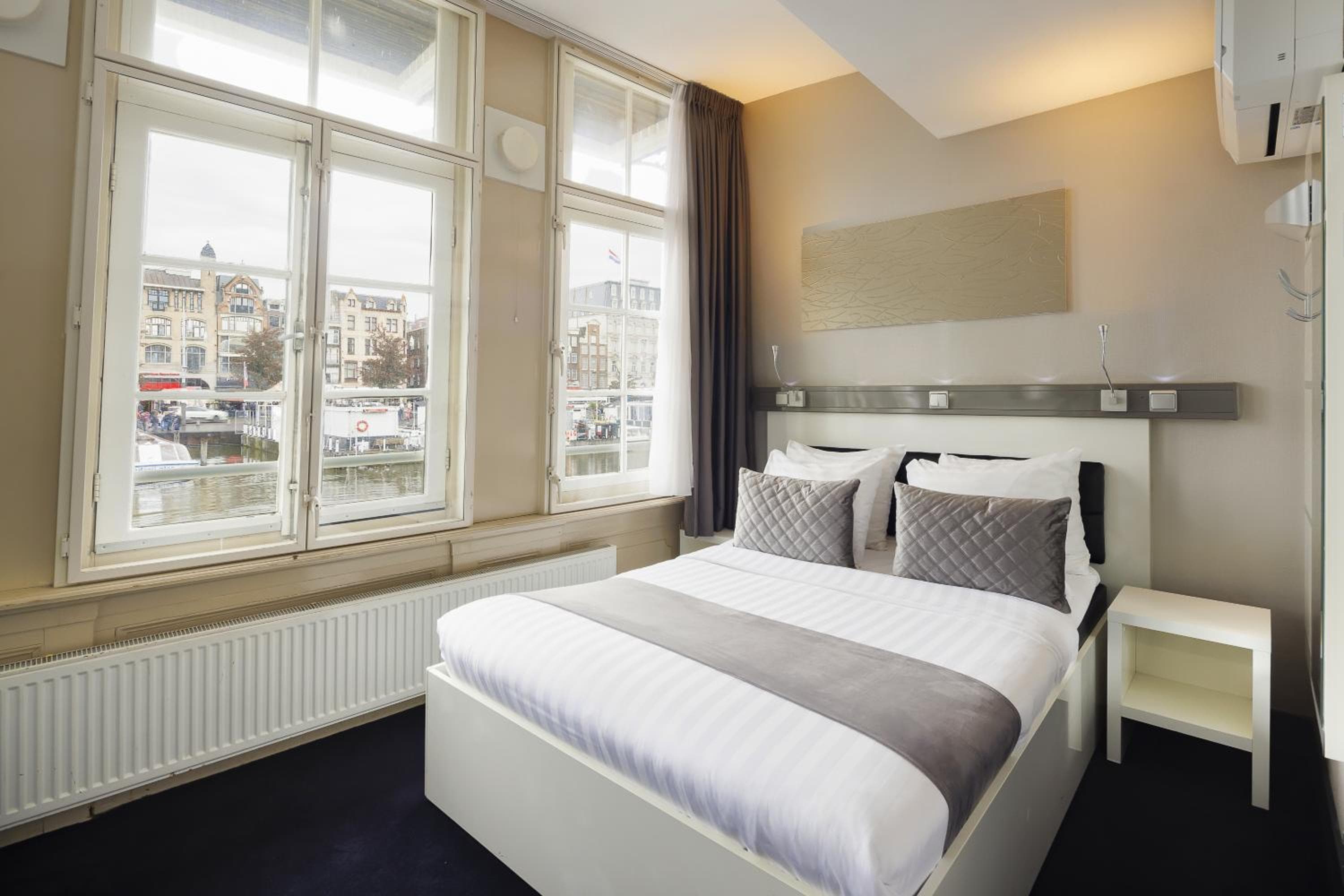 Hoteles CC — 10