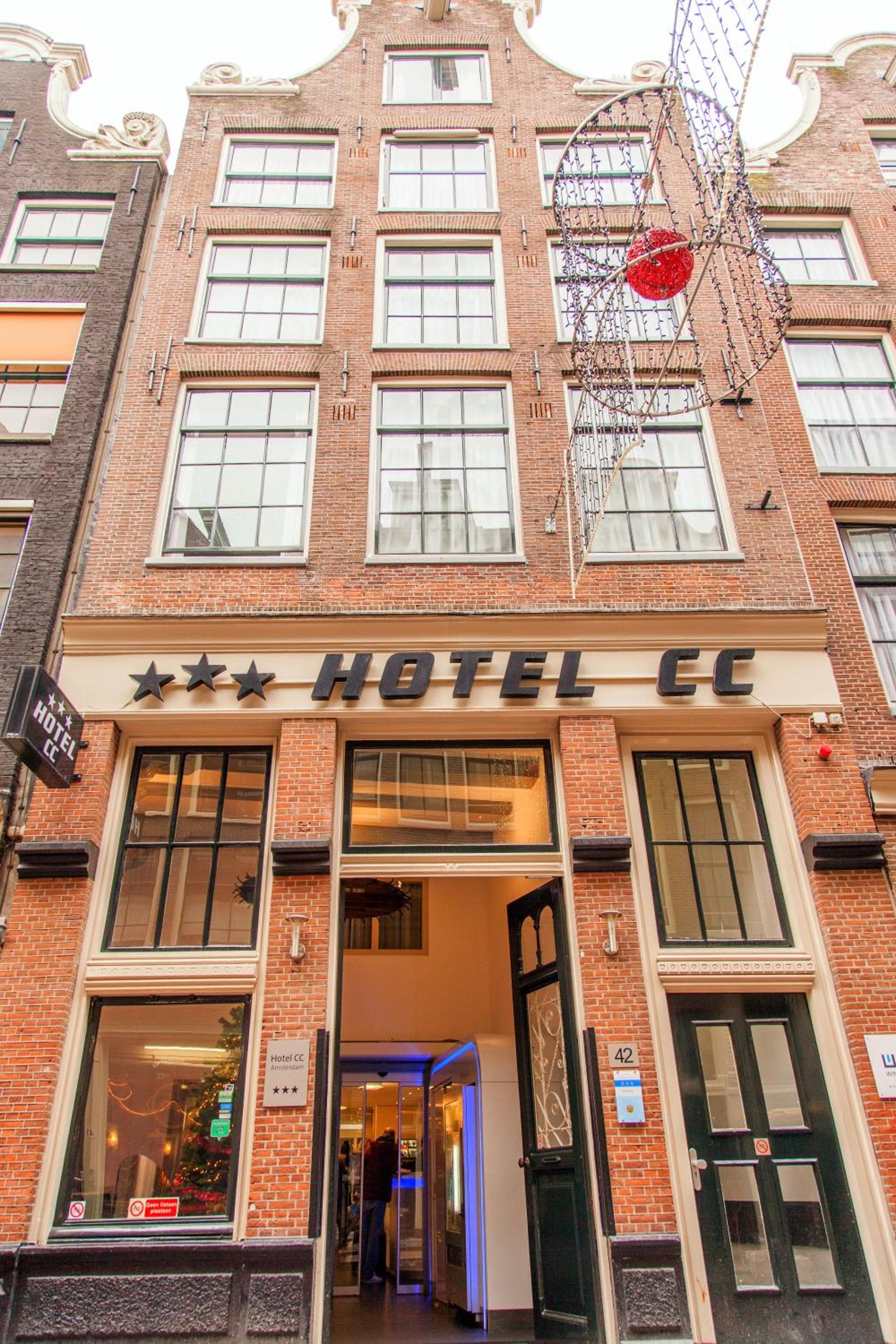 Hotel CC — 23
