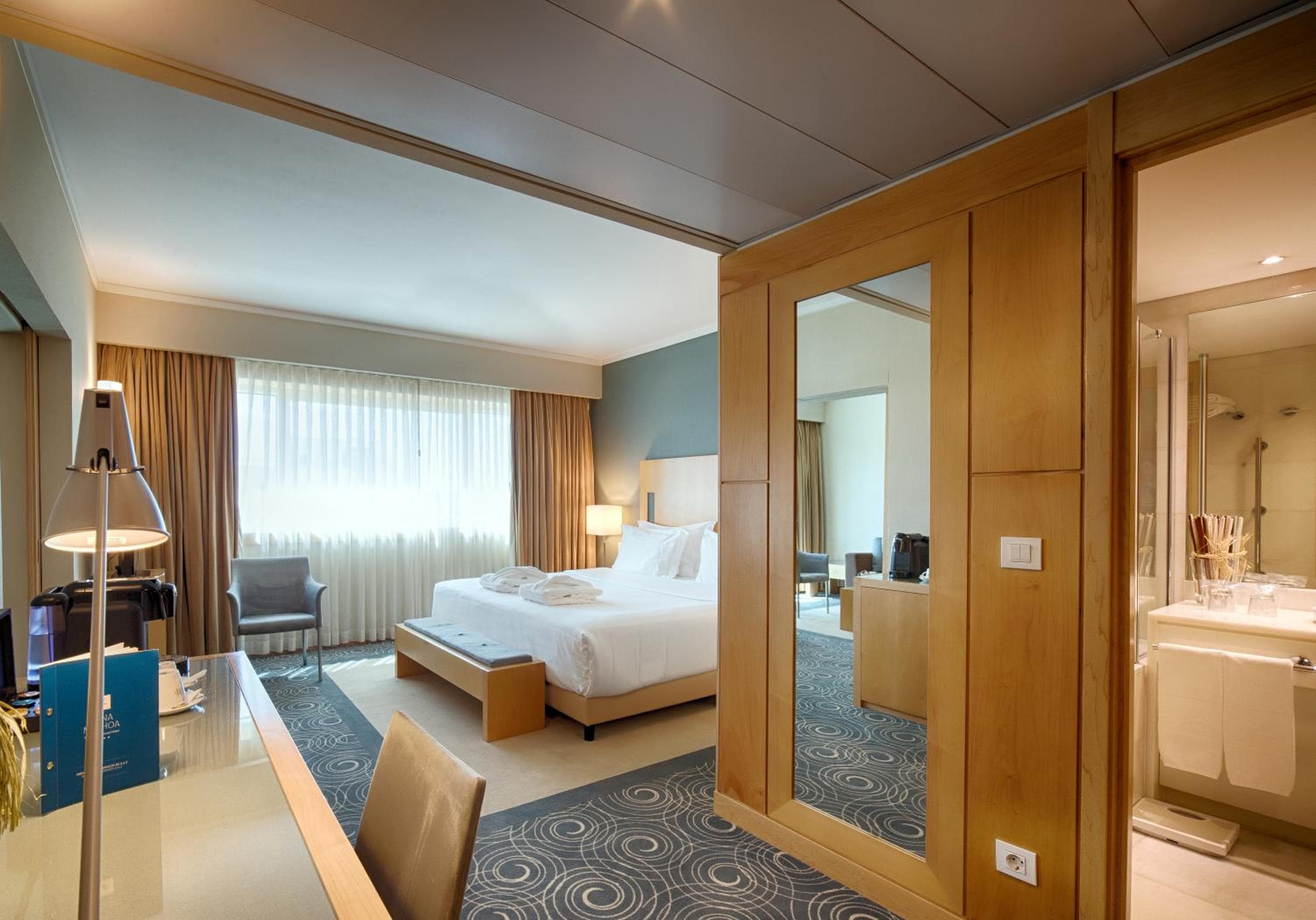 SANA Malhoa Hotel — 9