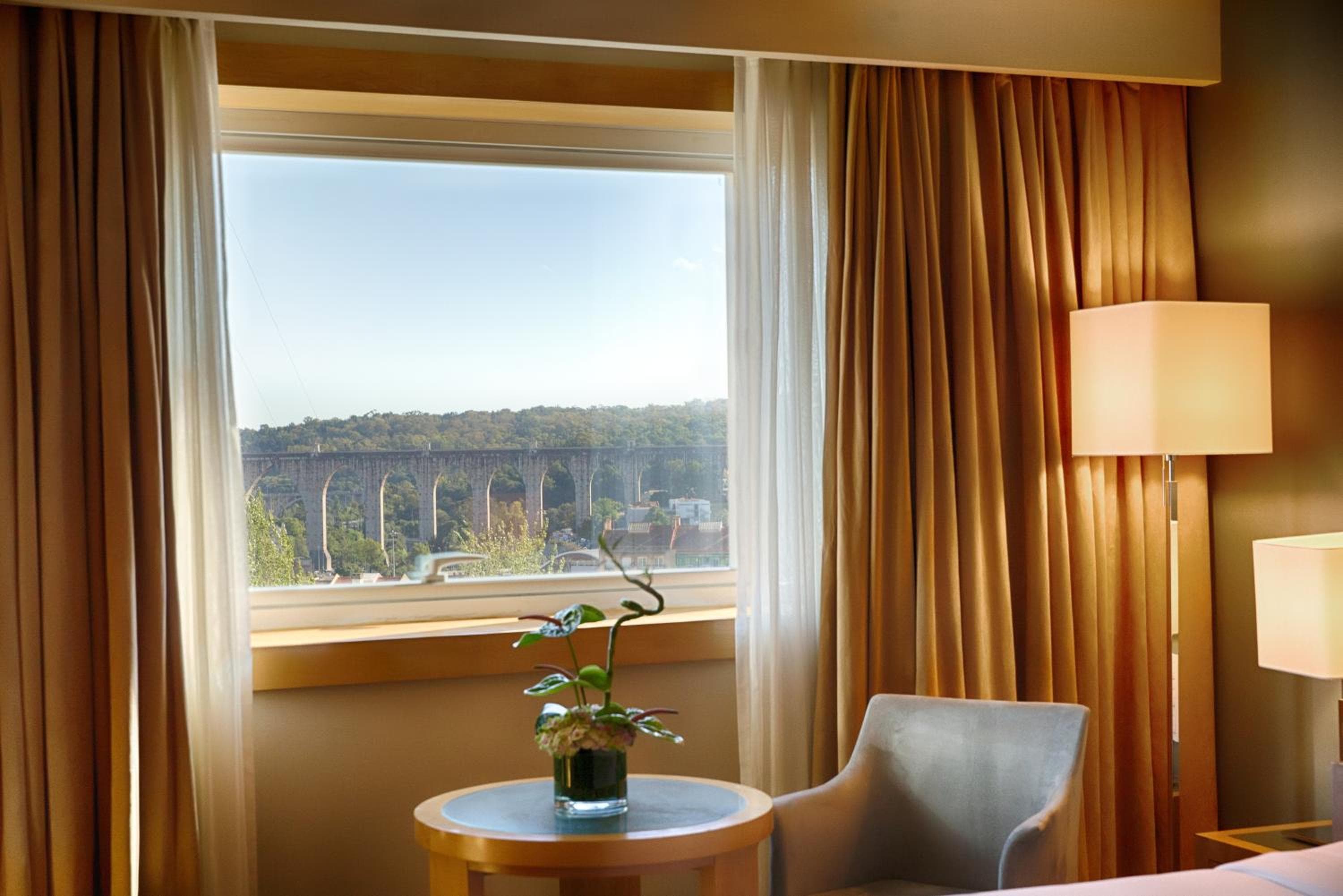 SANA Malhoa Hotel — 14