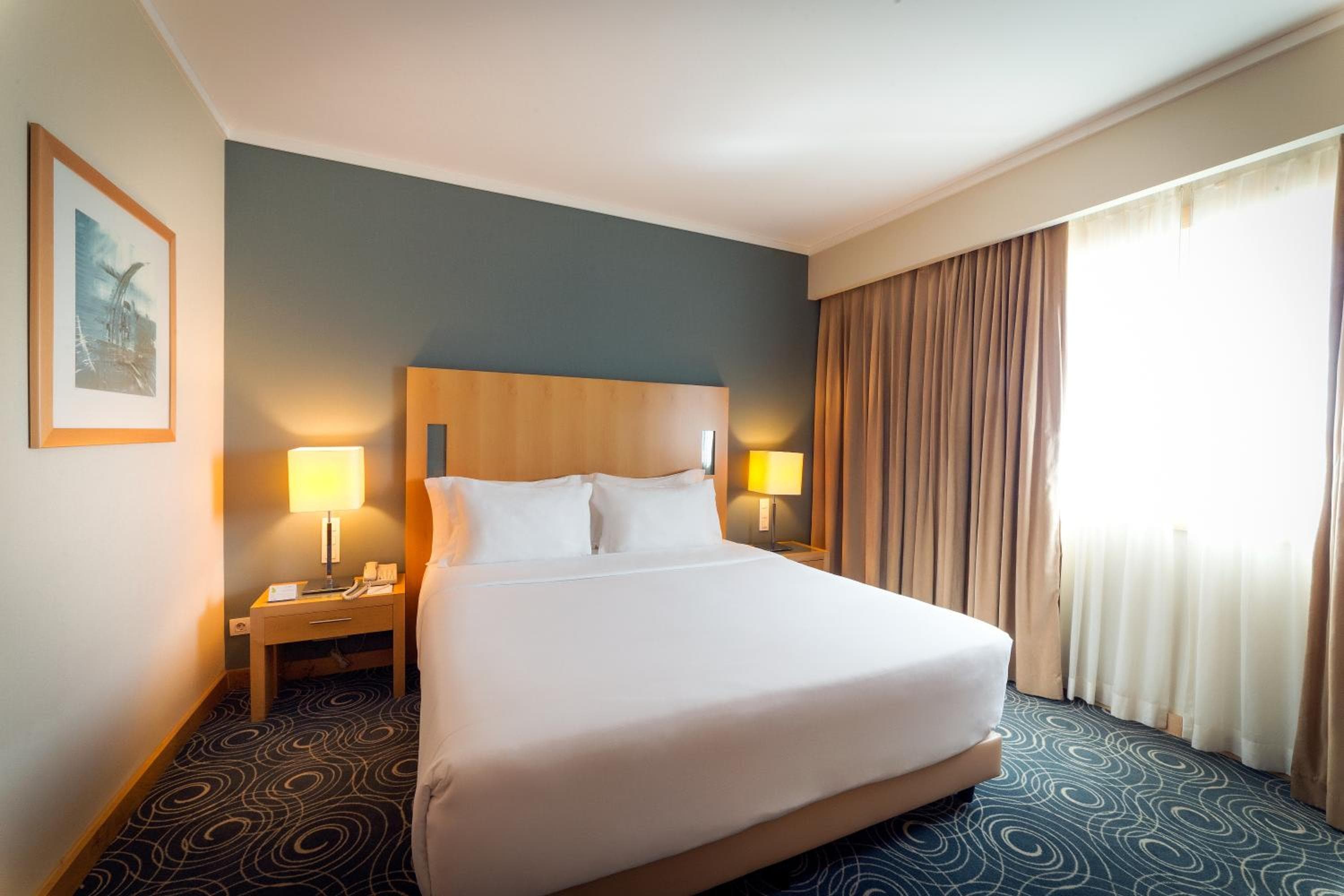 SANA Malhoa Hotel — 17