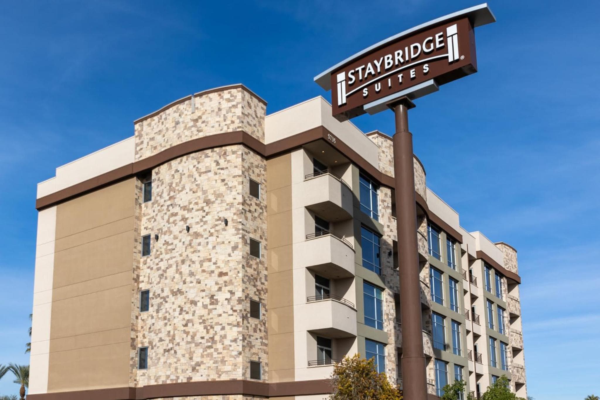 Staybridge Suites Las Vegas - Distrito del Estadio — 1
