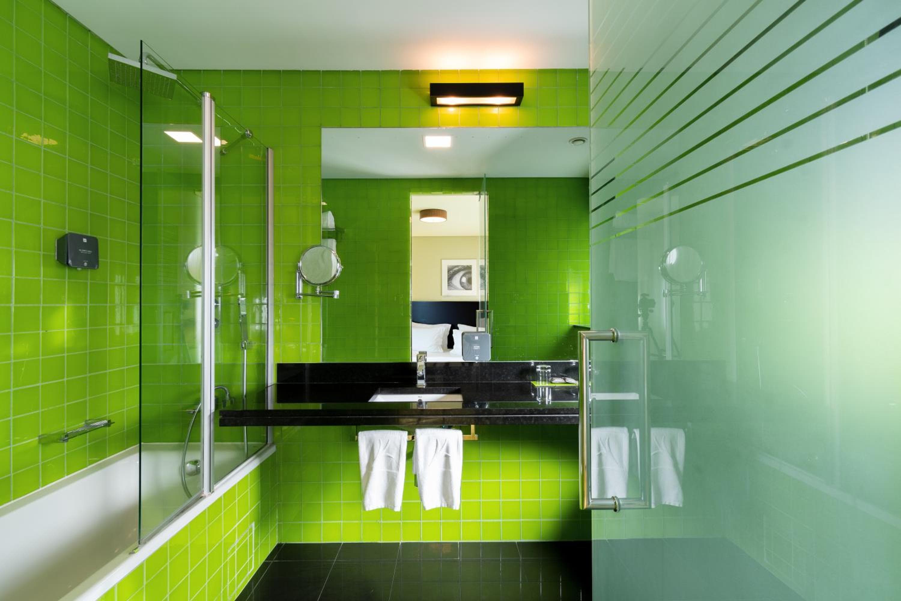 LÌ Capitol Hotel — 16