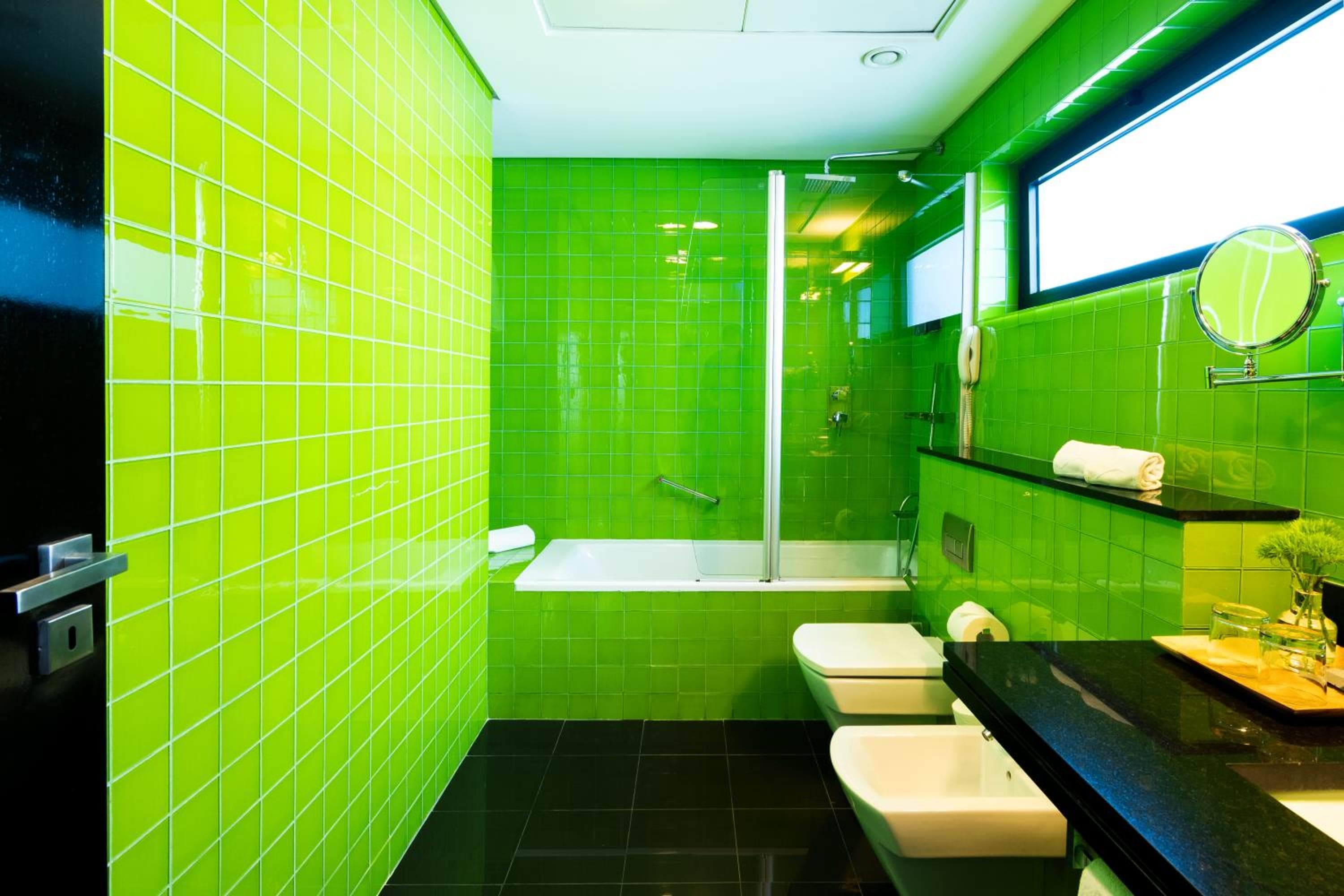 LÌ Capitol Hotel — 24